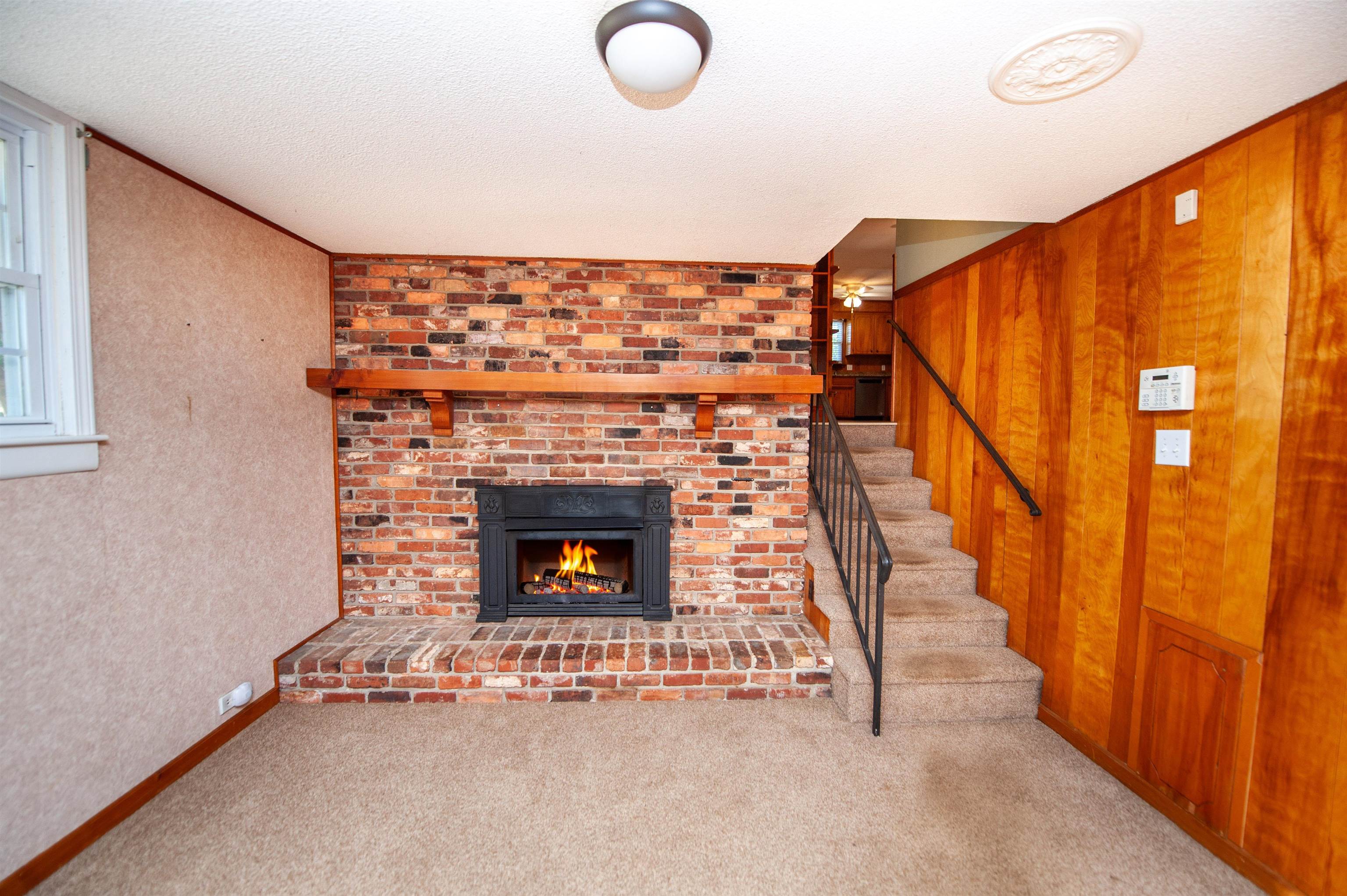 124 Midland Drive Property Photo 9