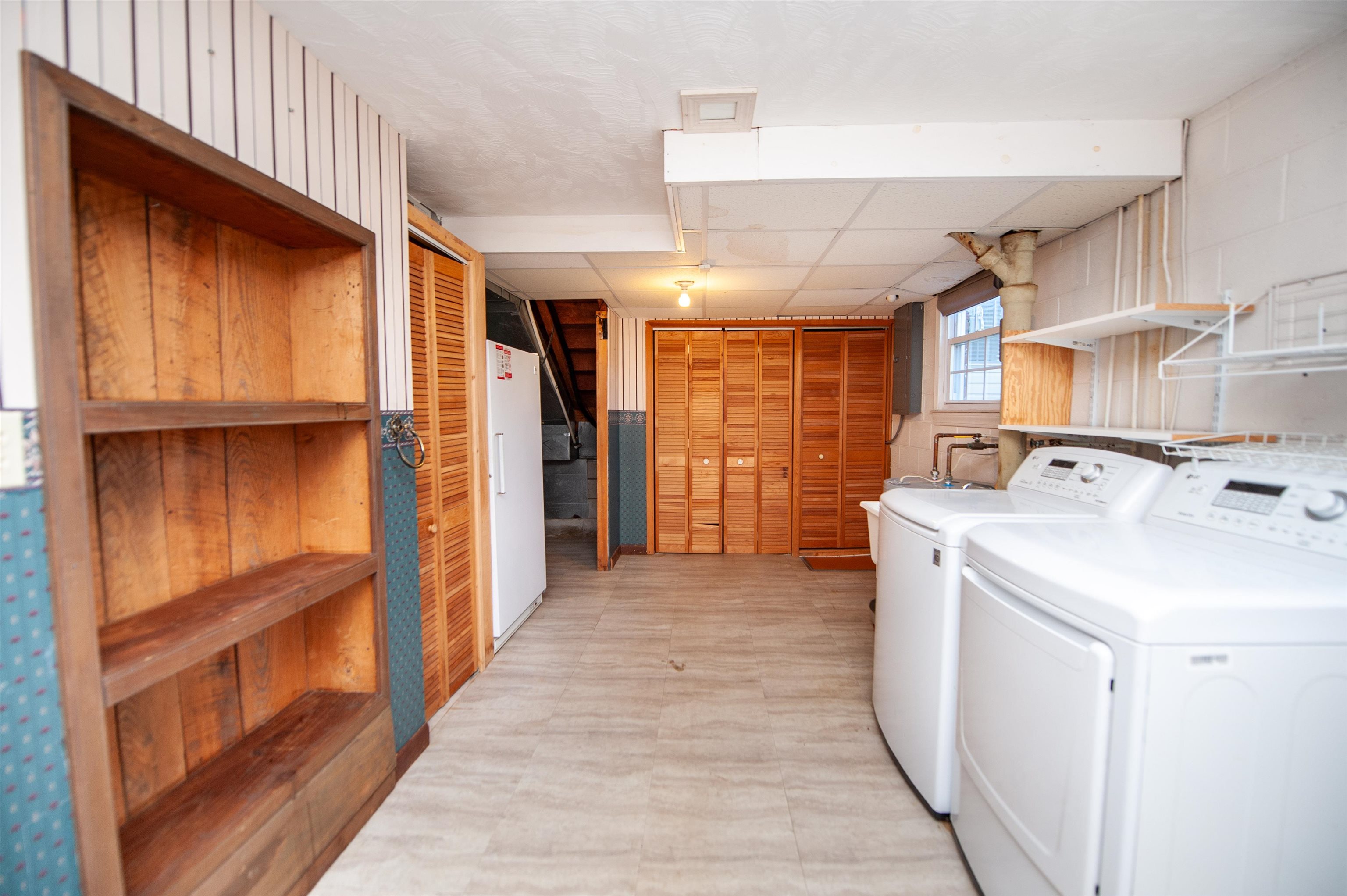 124 Midland Drive Property Photo 10