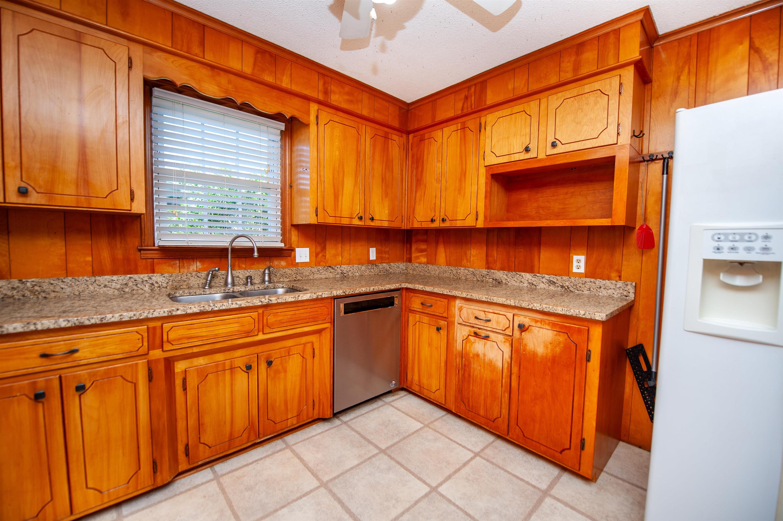 124 Midland Drive Property Photo 15
