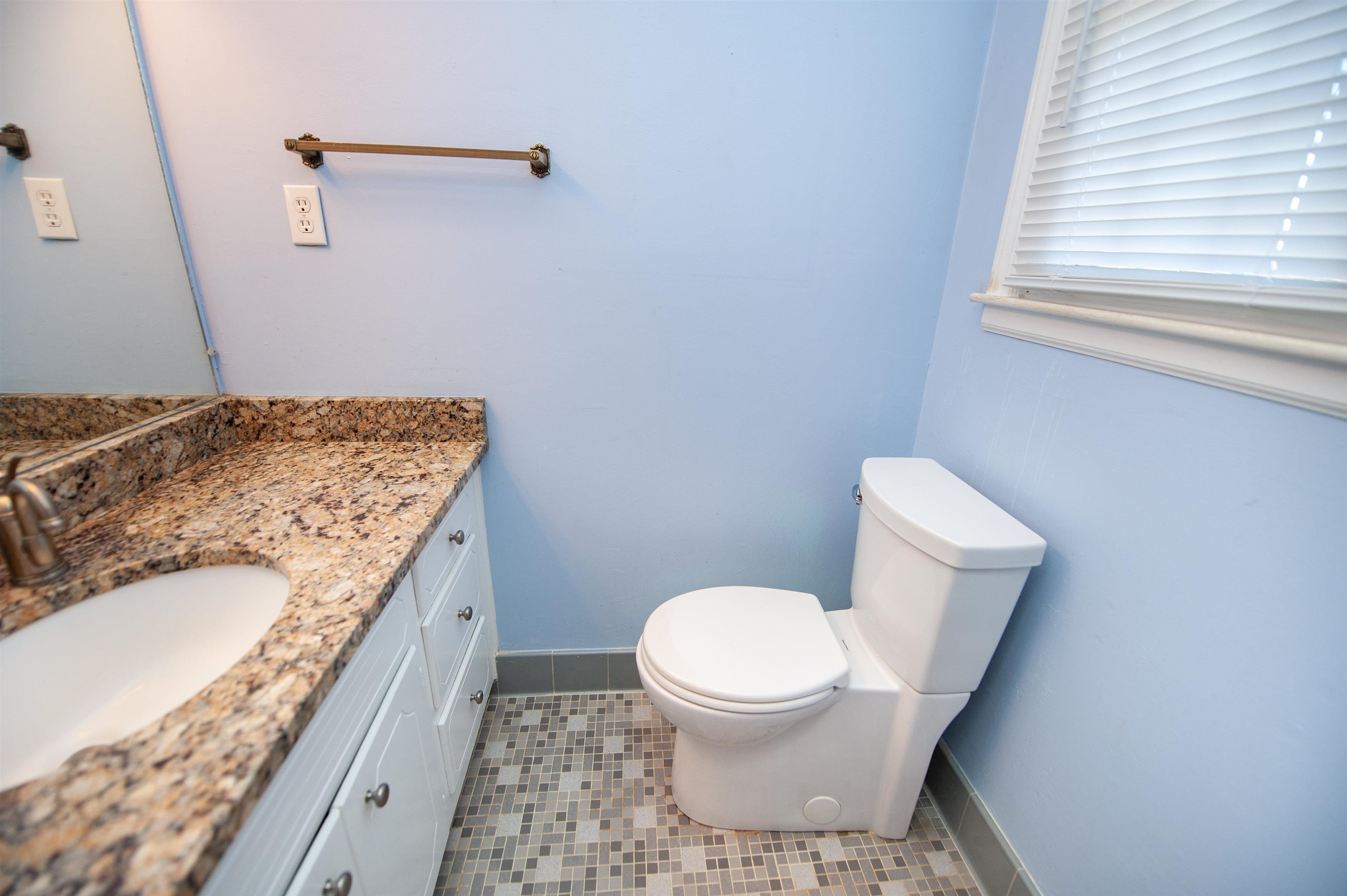 124 Midland Drive Property Photo 26