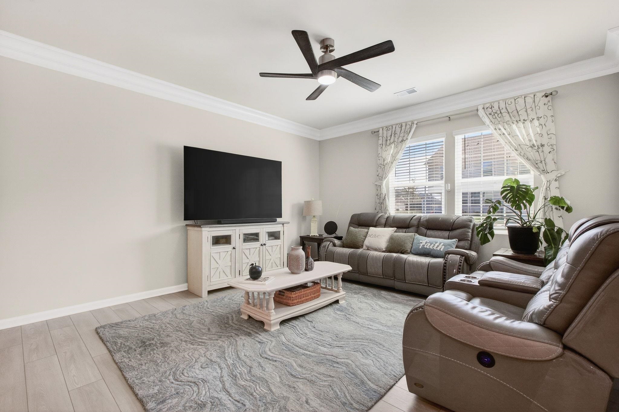 307 Novelty Drive Property Photo 15