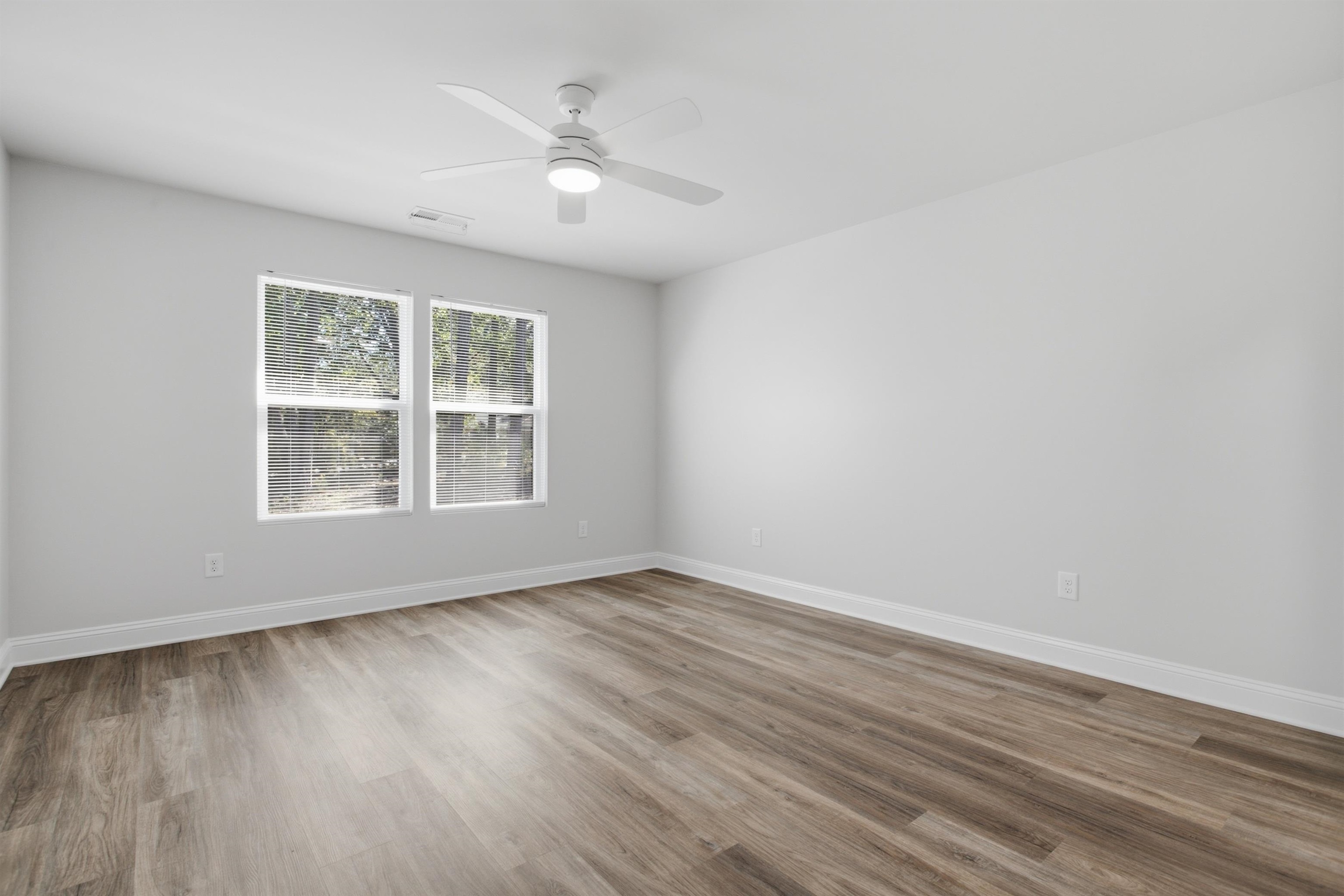 216 Woodfield Avenue Property Photo 16