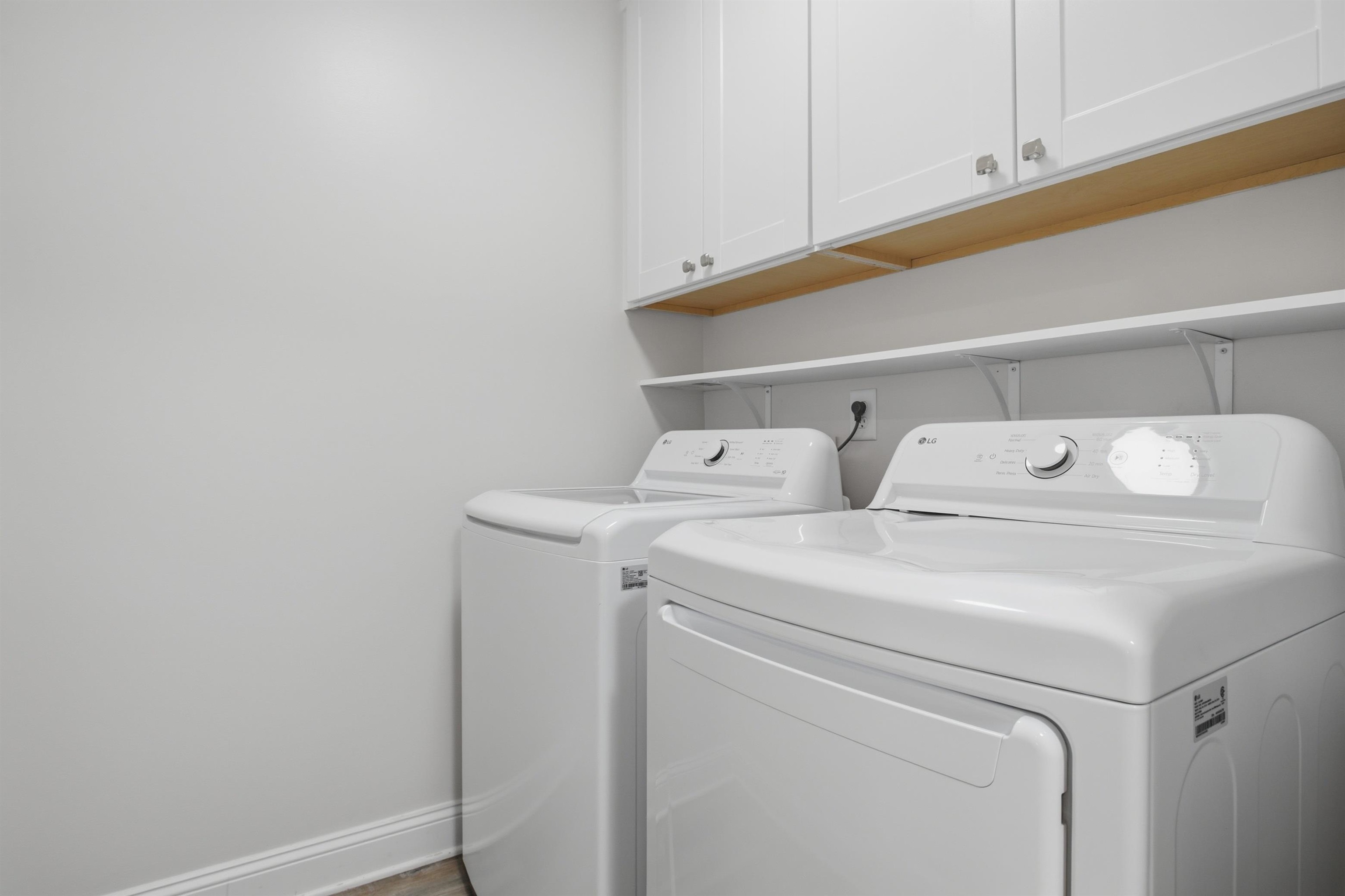 216 Woodfield Avenue Property Photo 21