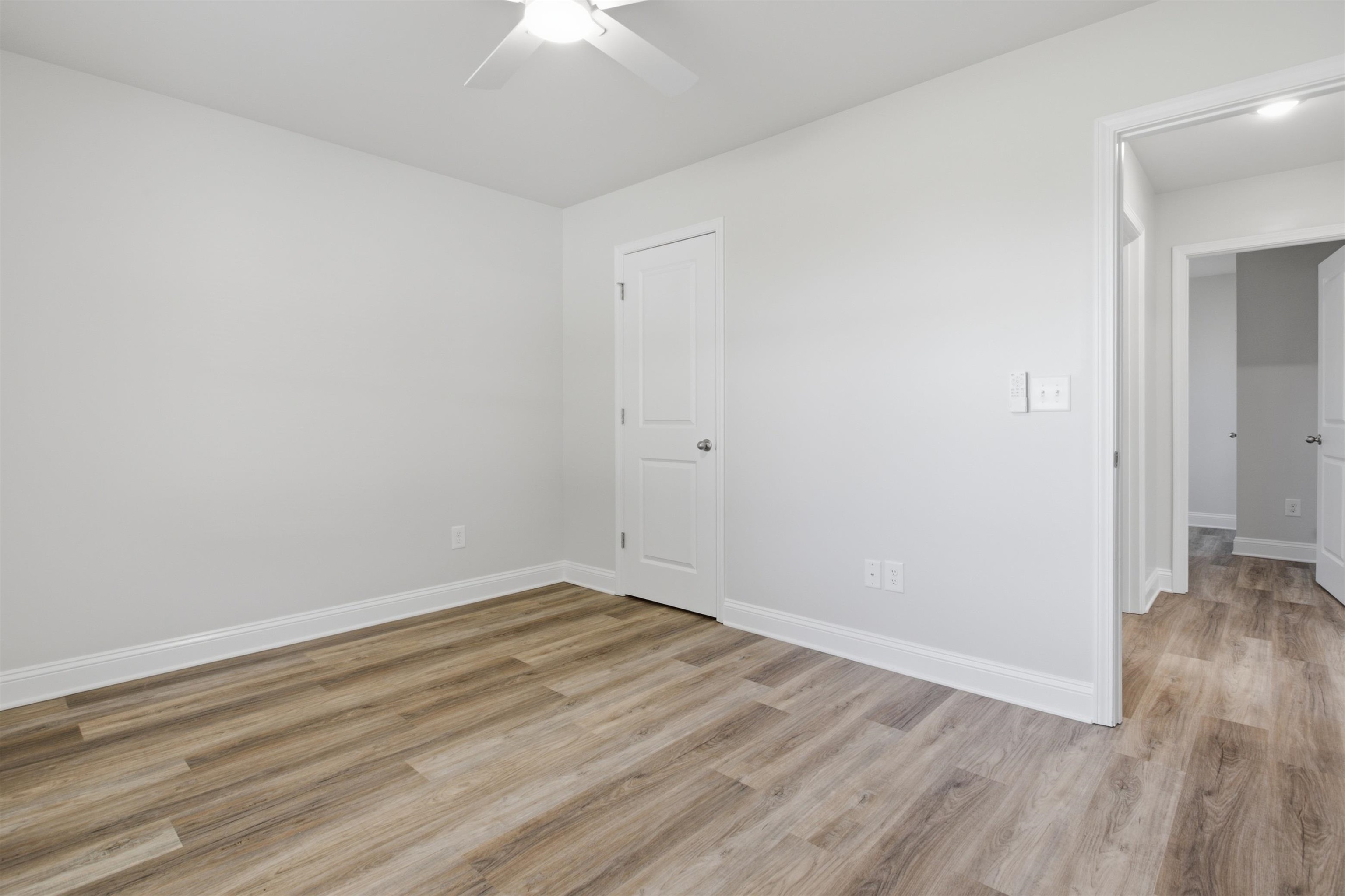 216 Woodfield Avenue Property Photo 23
