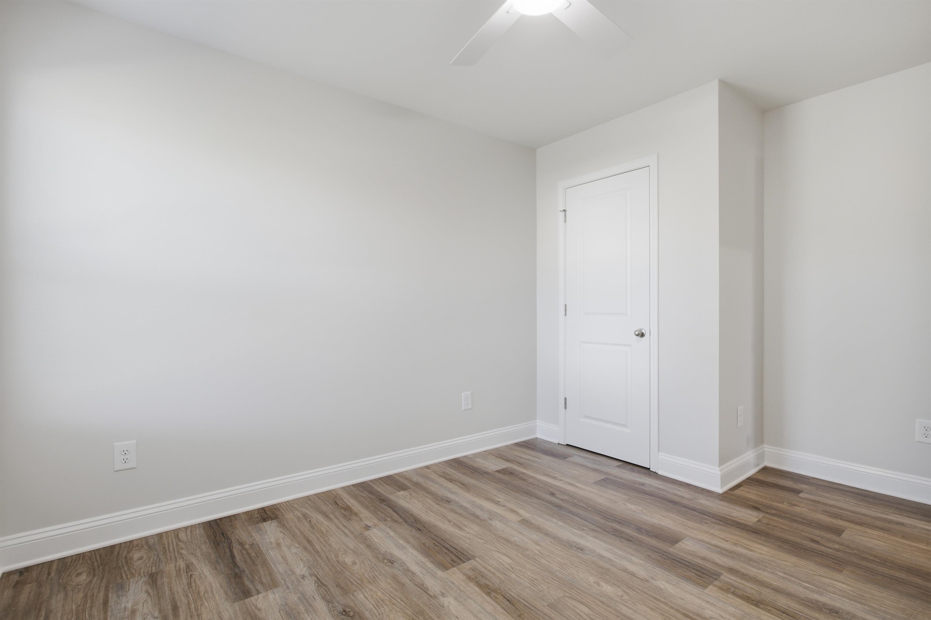 216 Woodfield Avenue Property Photo 27