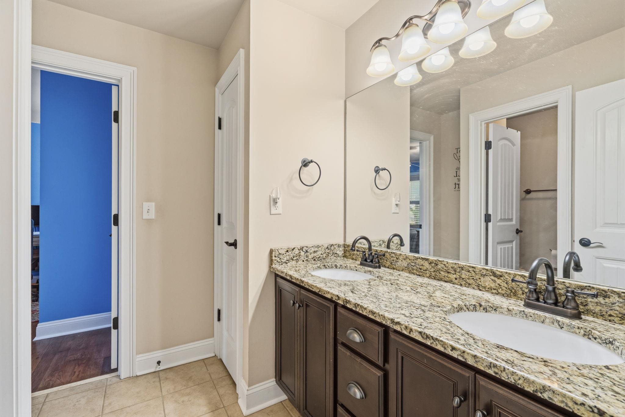 133 River Oaks Road Property Photo 17