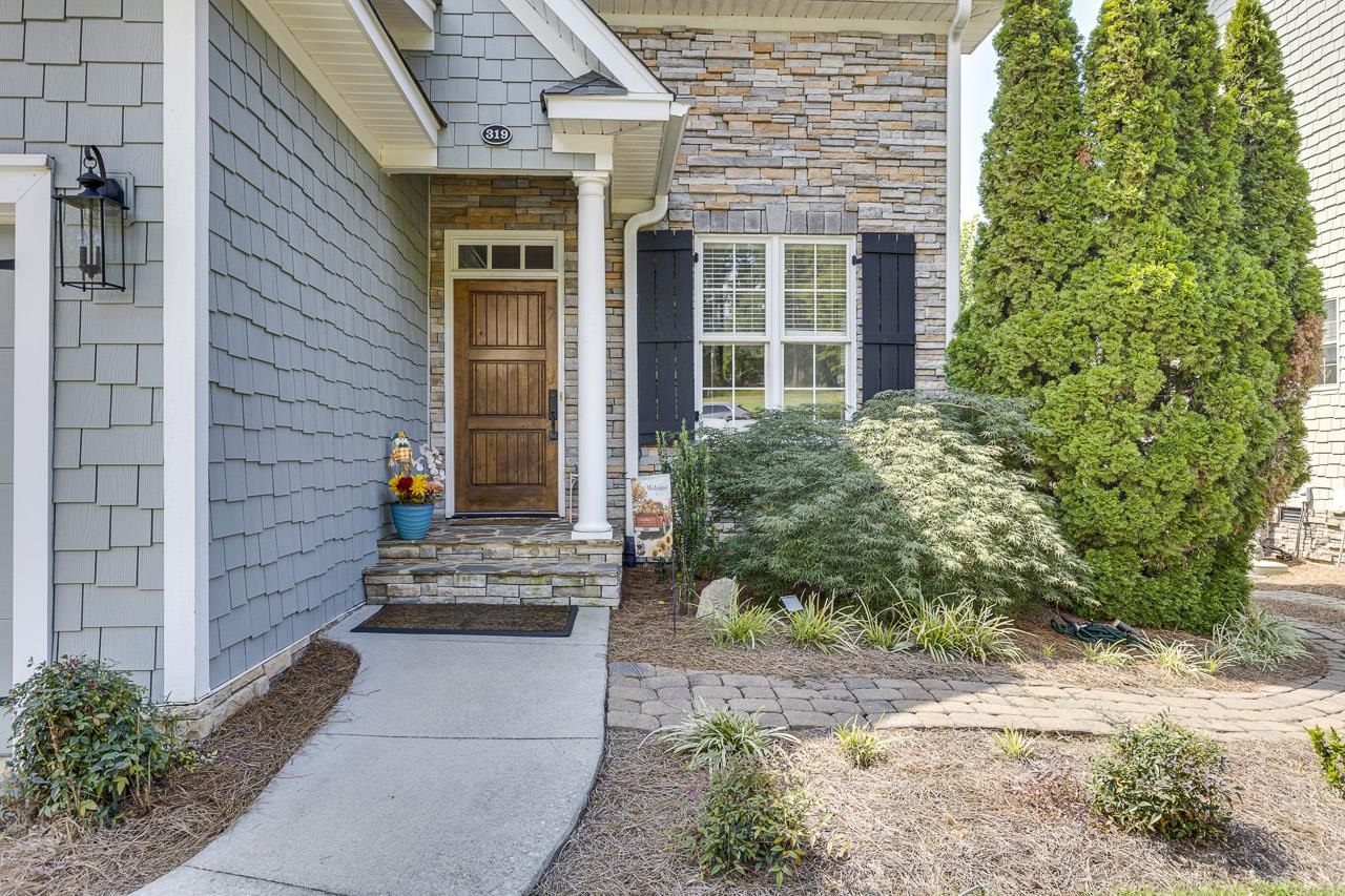 319 Arsenal Drive Property Photo 5