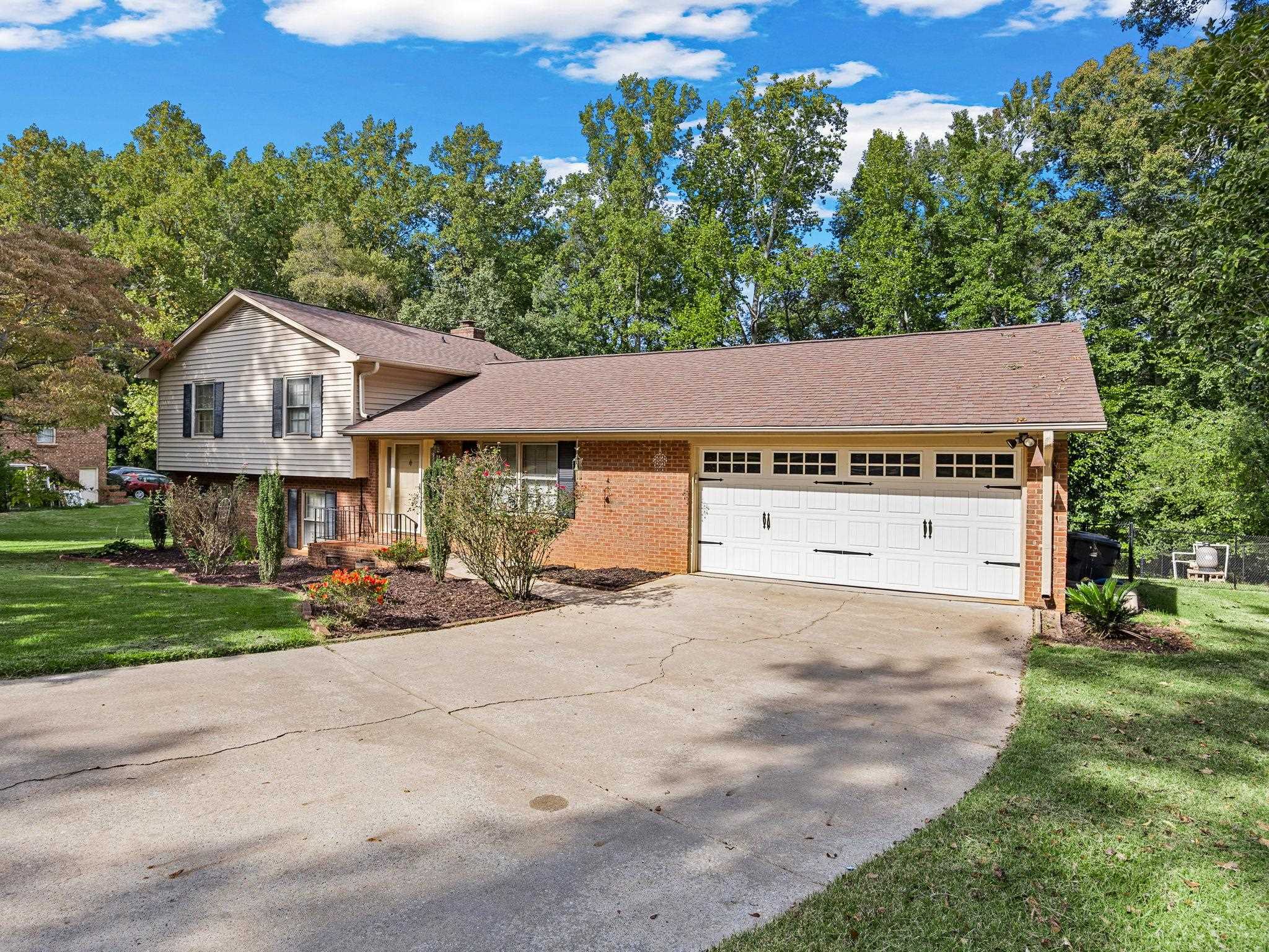 239 Briarcreek Drive Property Photo 4