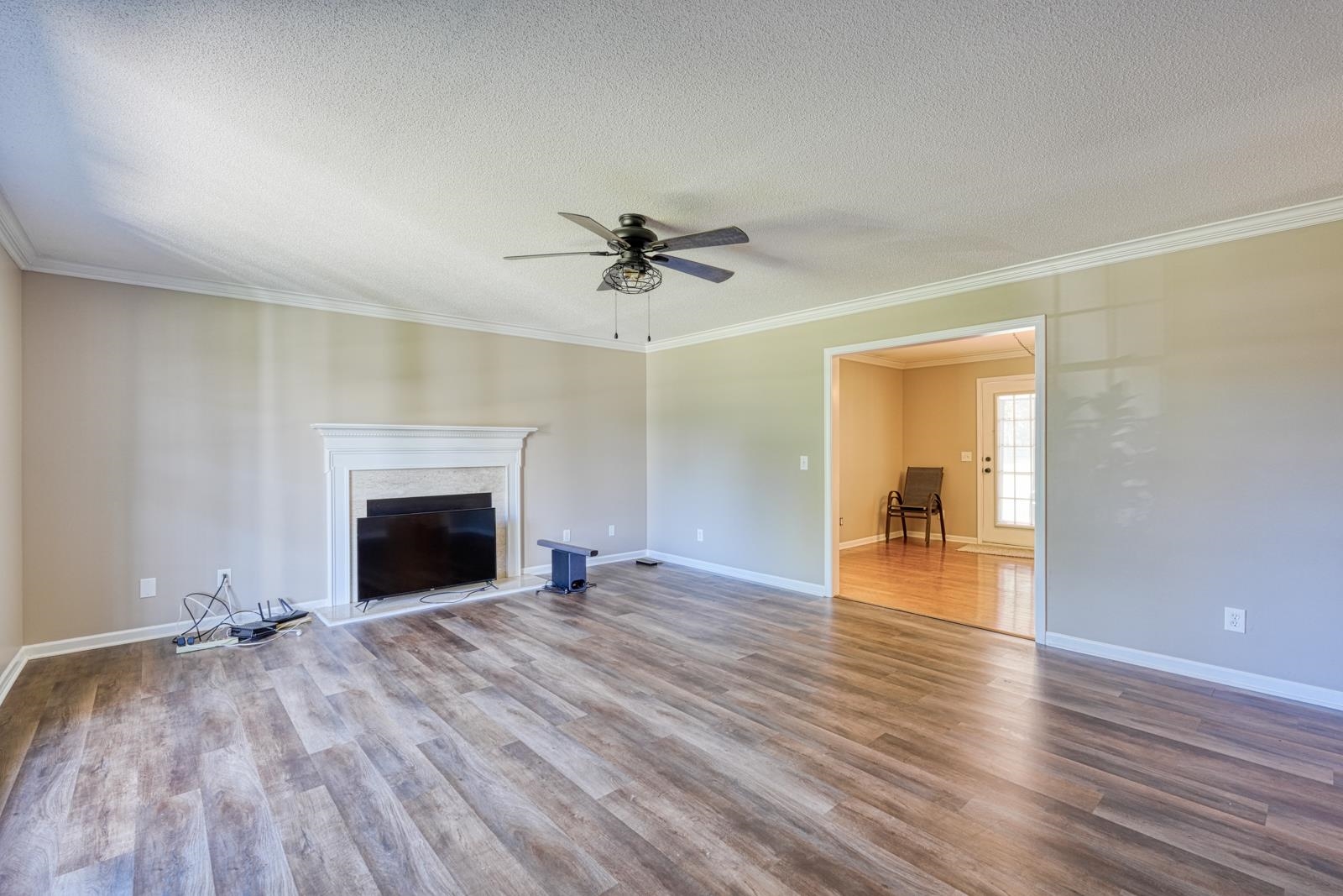 137 Greenway Drive Property Photo 5