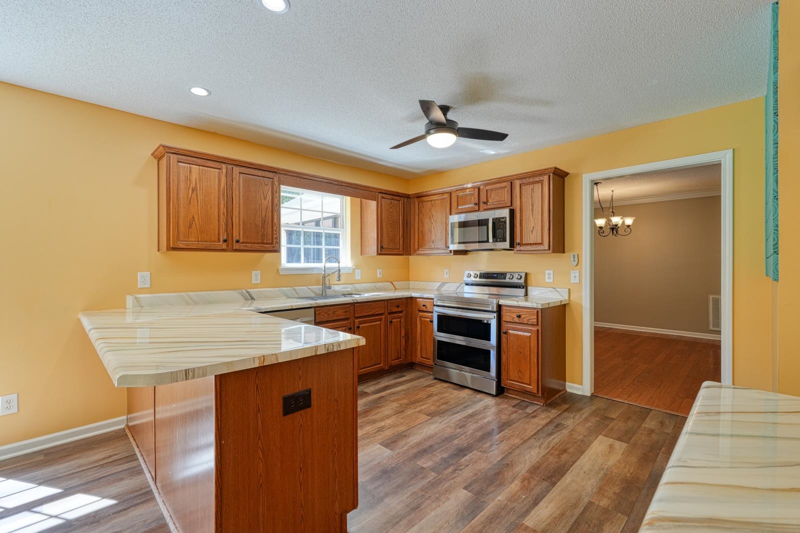 137 Greenway Drive Property Photo 15