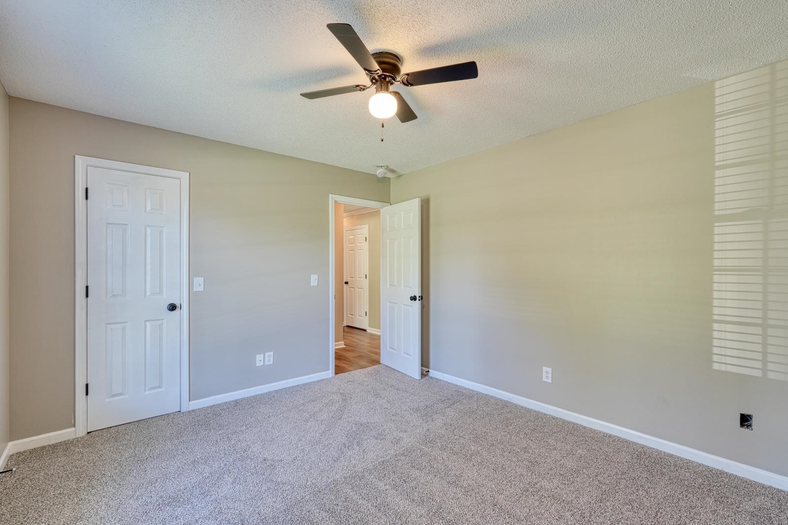 137 Greenway Drive Property Photo 32
