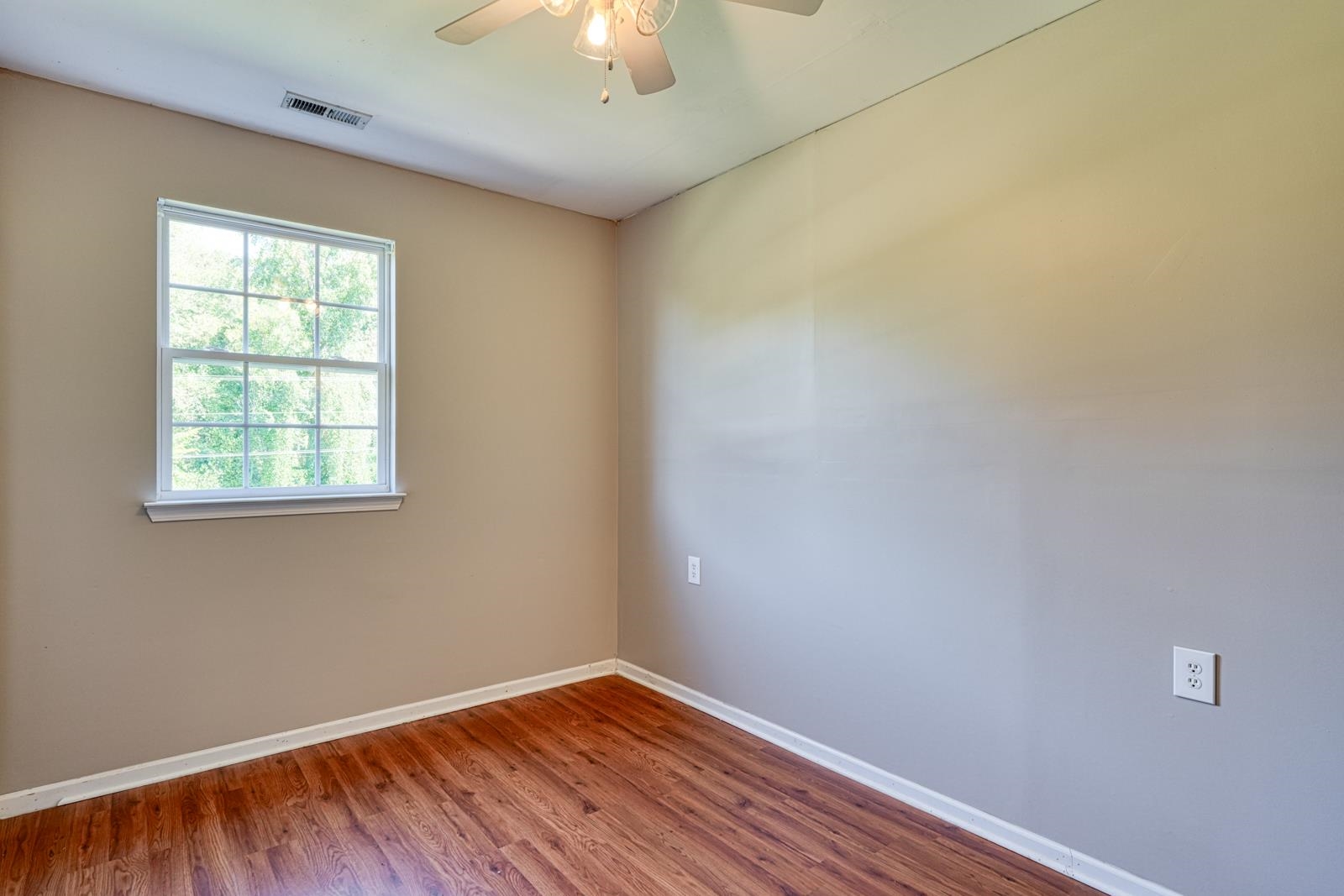137 Greenway Drive Property Photo 35