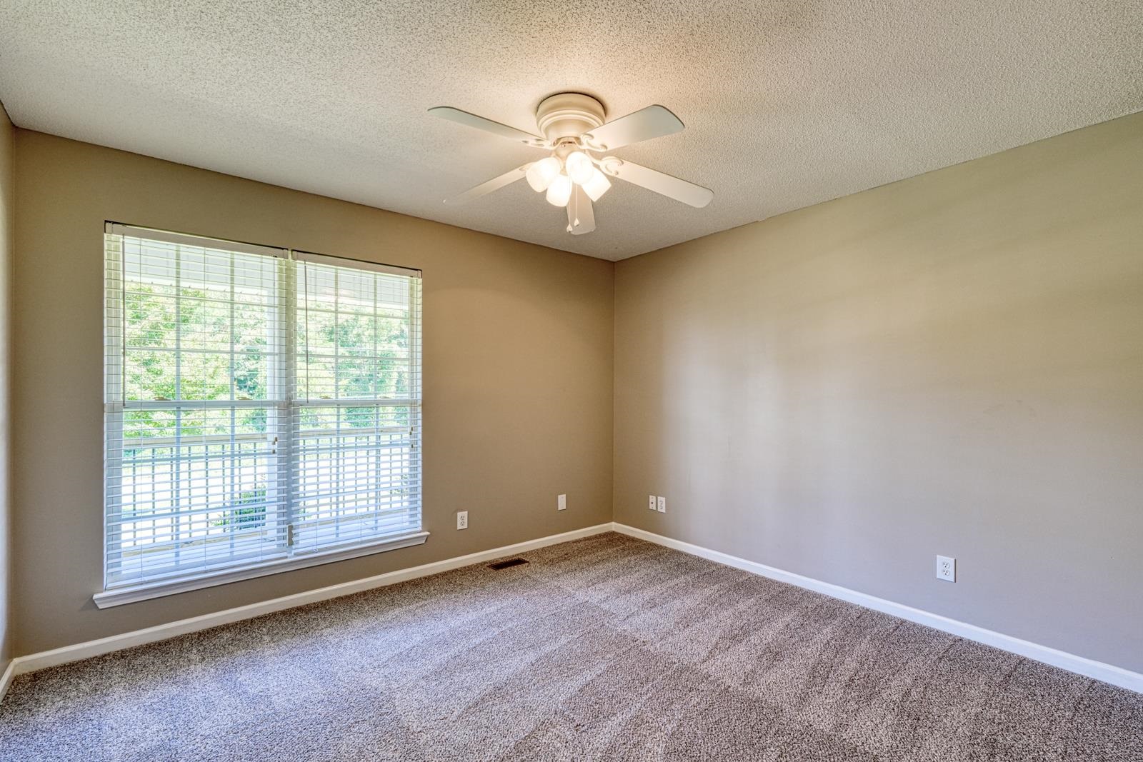 137 Greenway Drive Property Photo 36