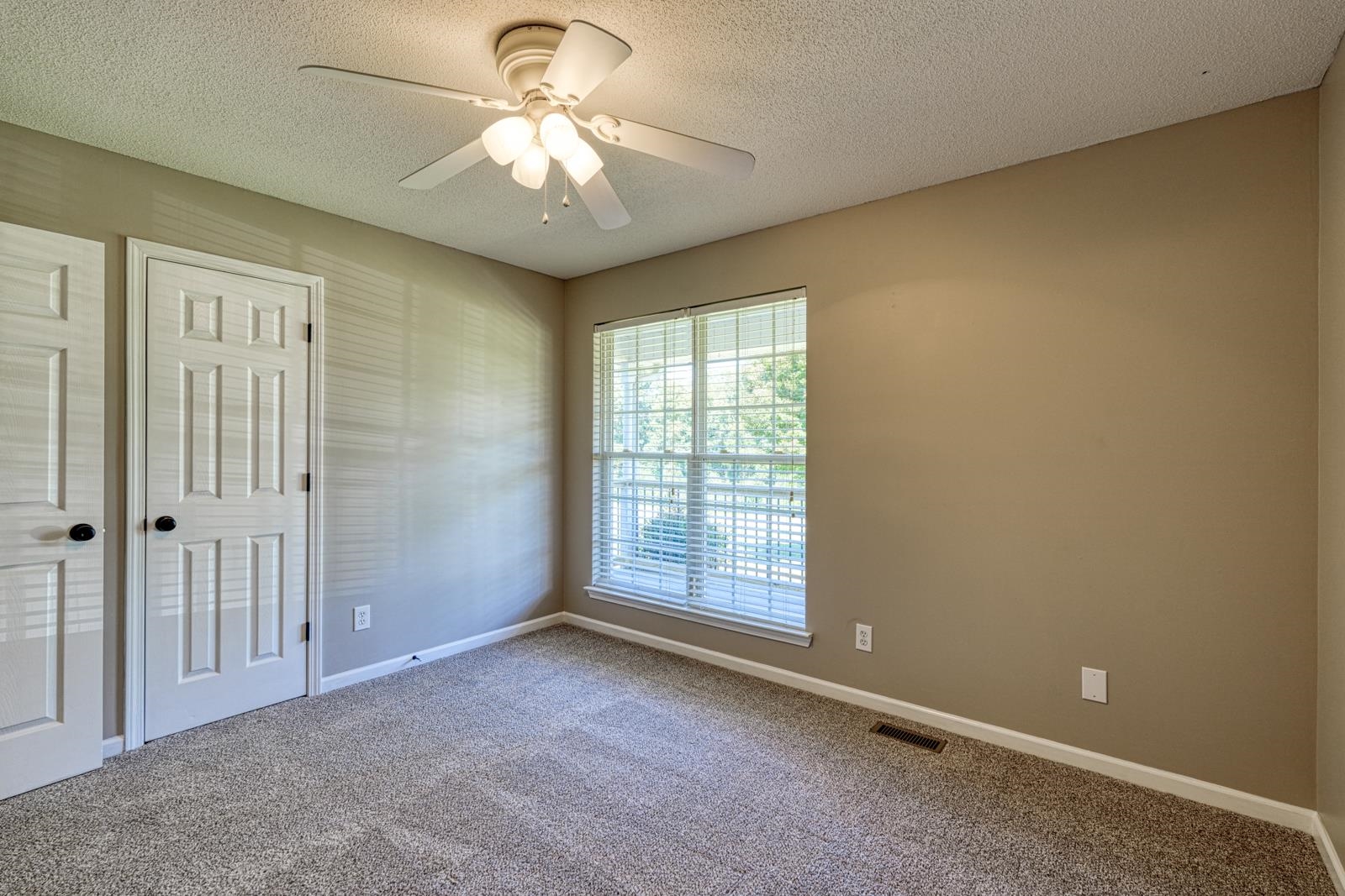 137 Greenway Drive Property Photo 37