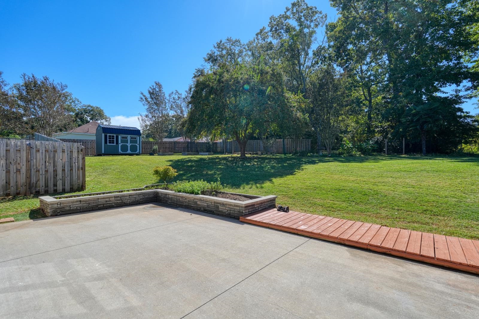 137 Greenway Drive Property Photo 42