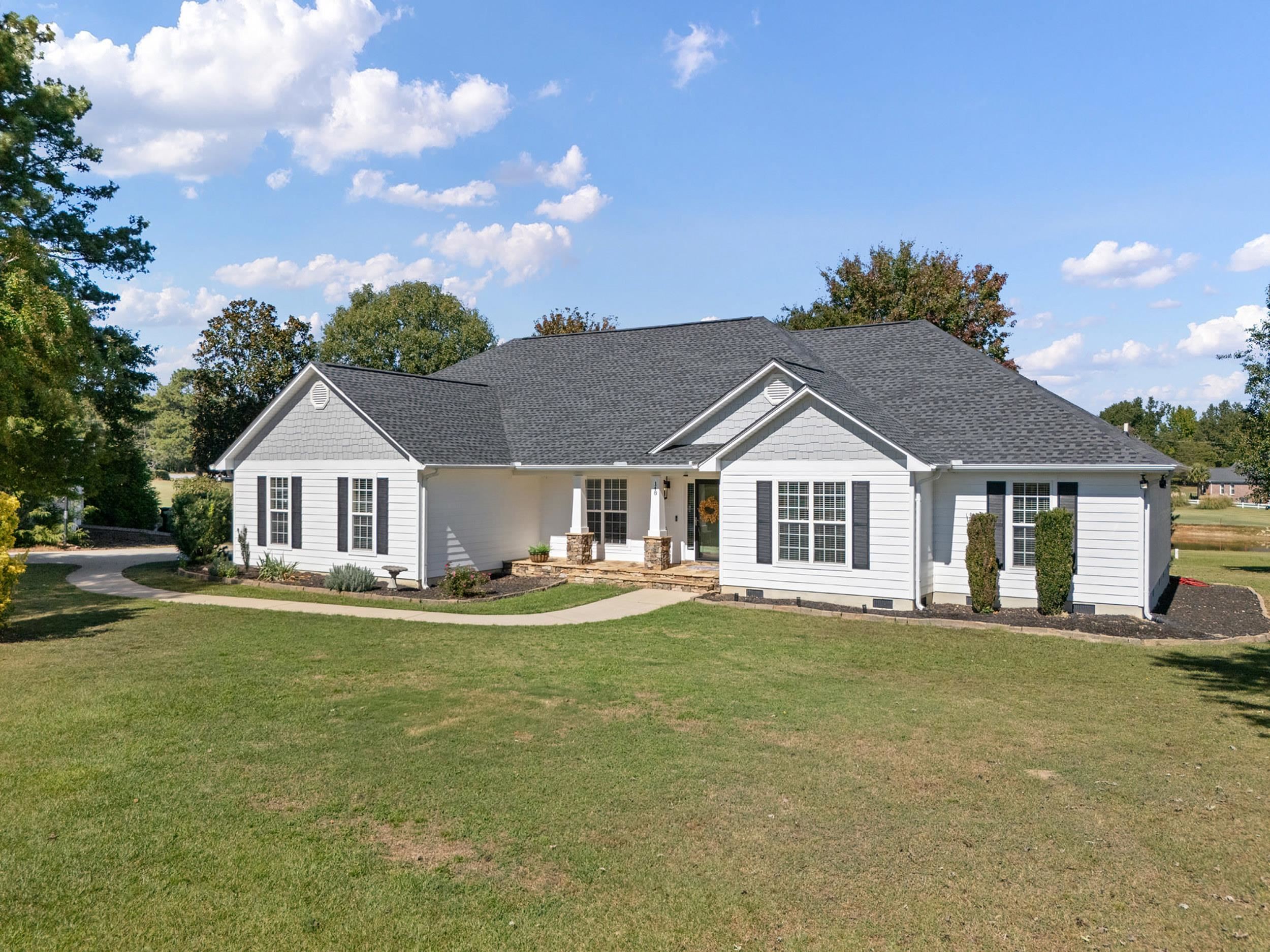 148 N Heron Drive Property Photo 1