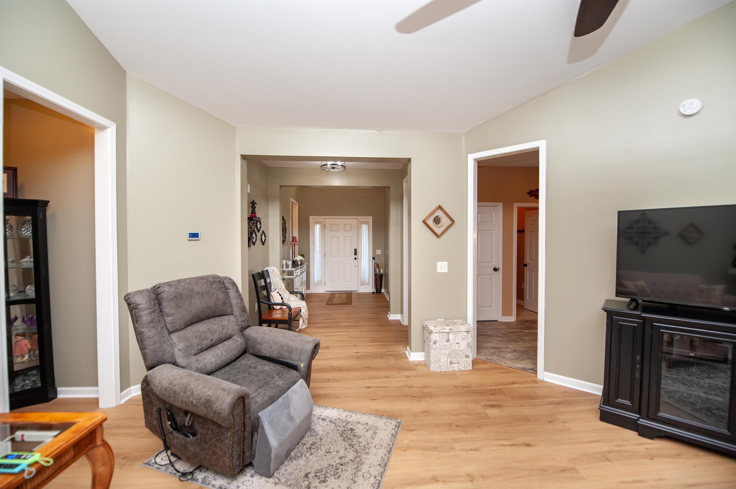 341 Archway Court Property Photo 6