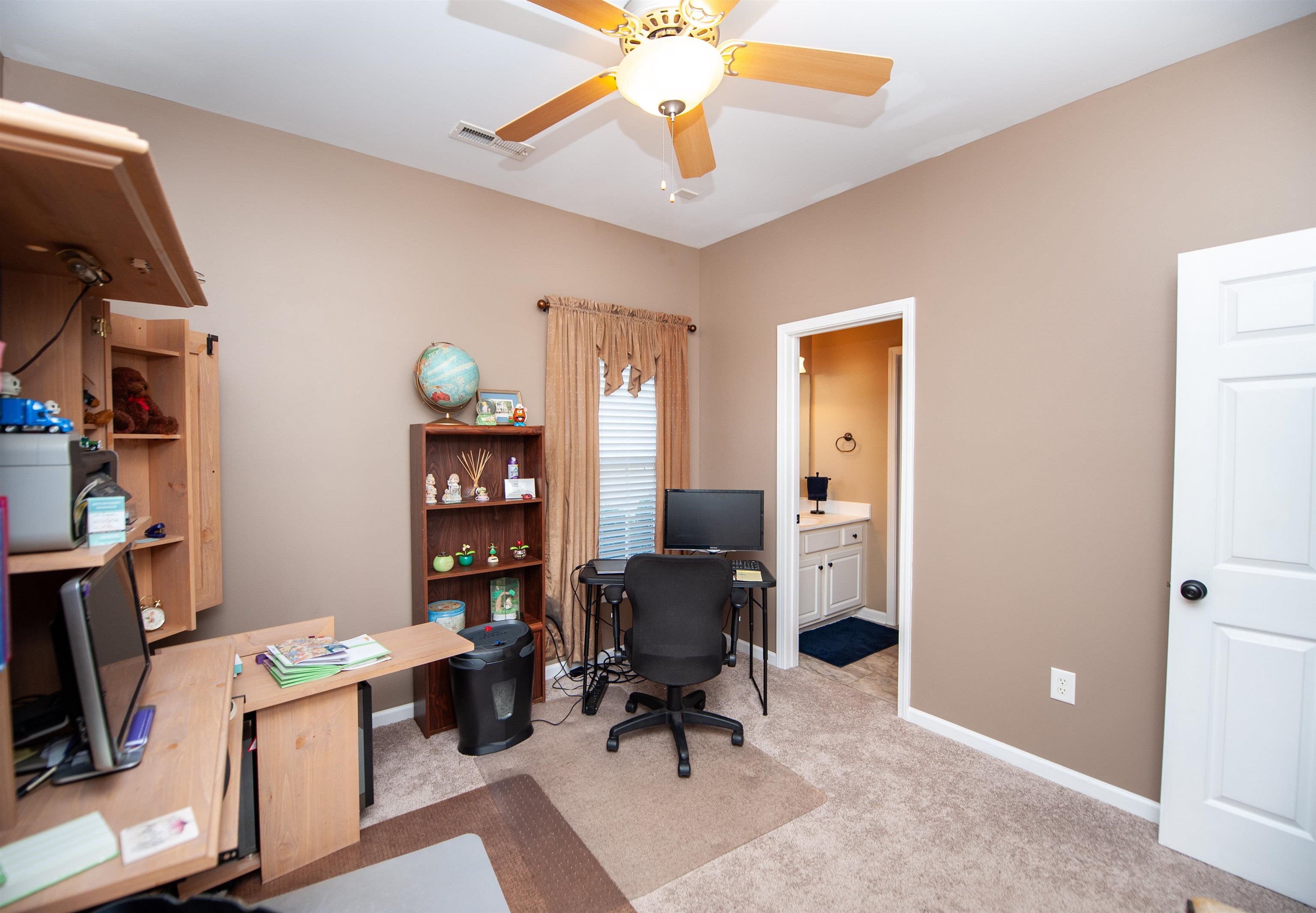 341 Archway Court Property Photo 27