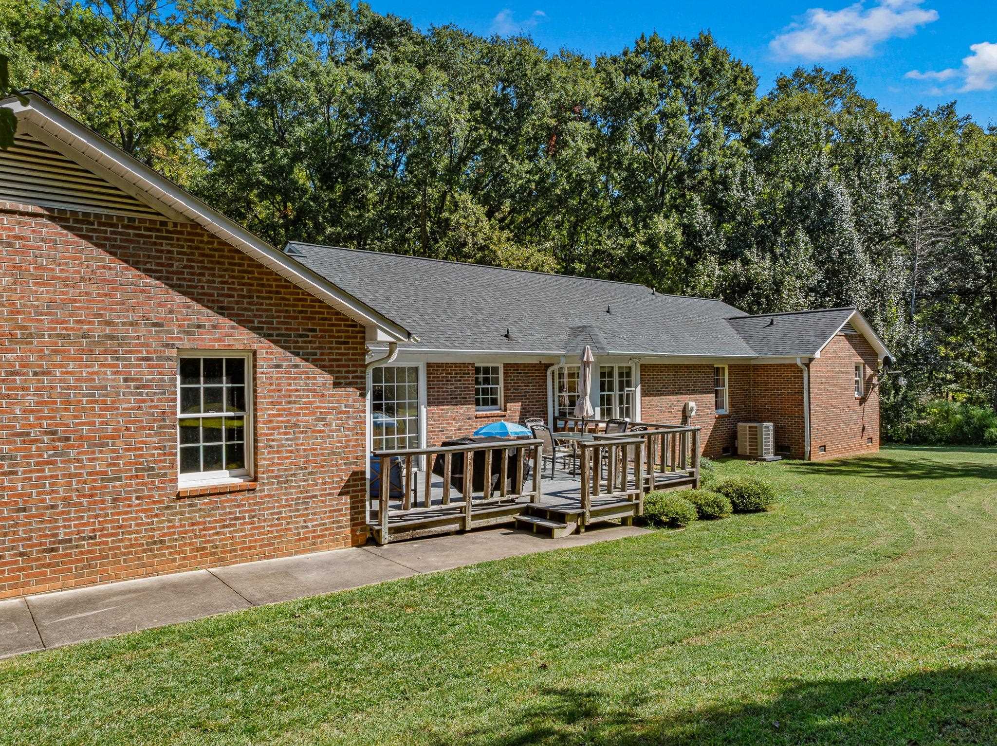 160 Lancaster Road Property Photo 36