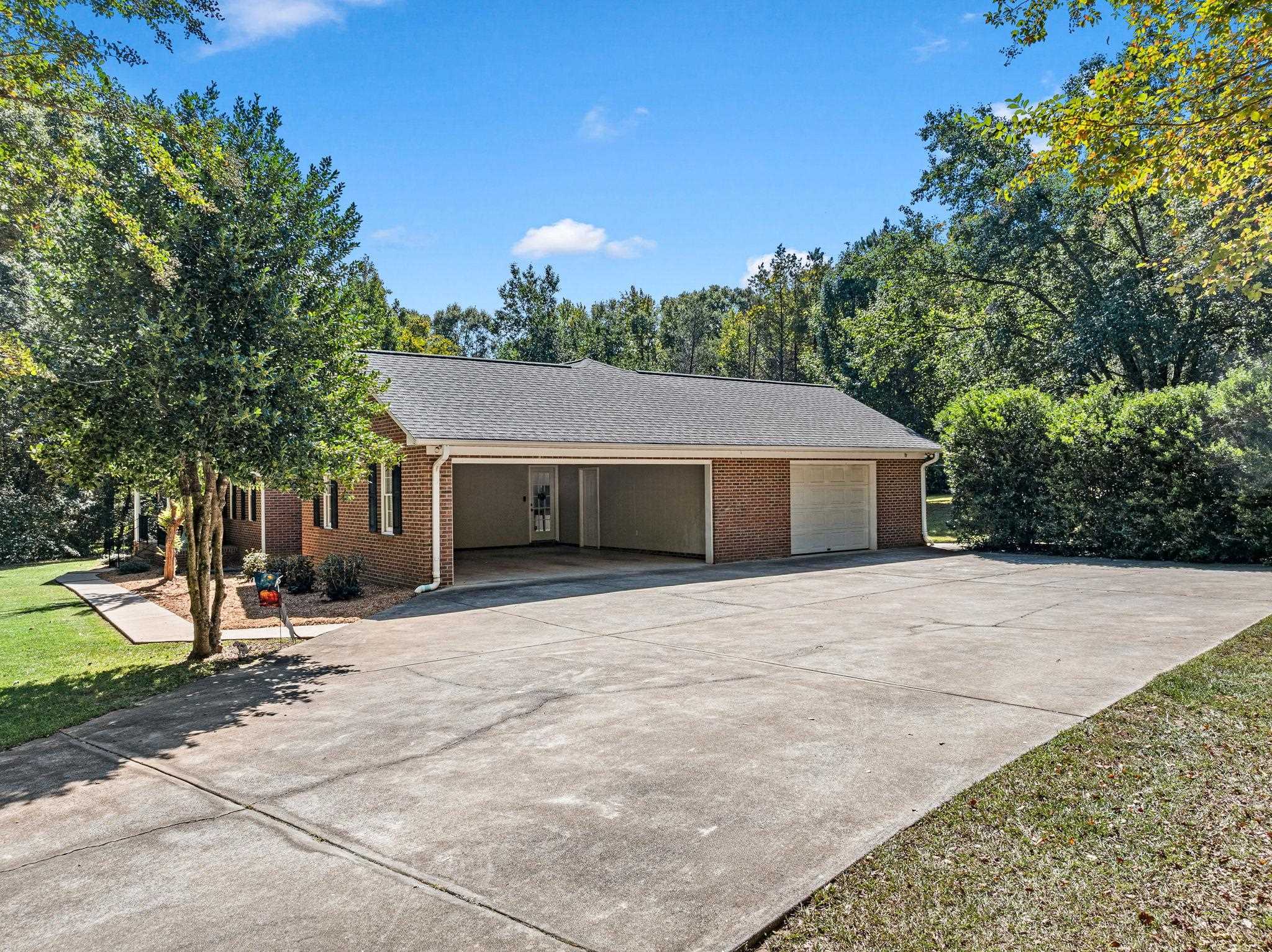 160 Lancaster Road Property Photo 37