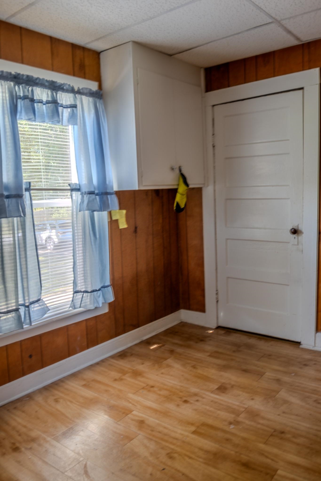 303 Oshields Street Property Photo 6