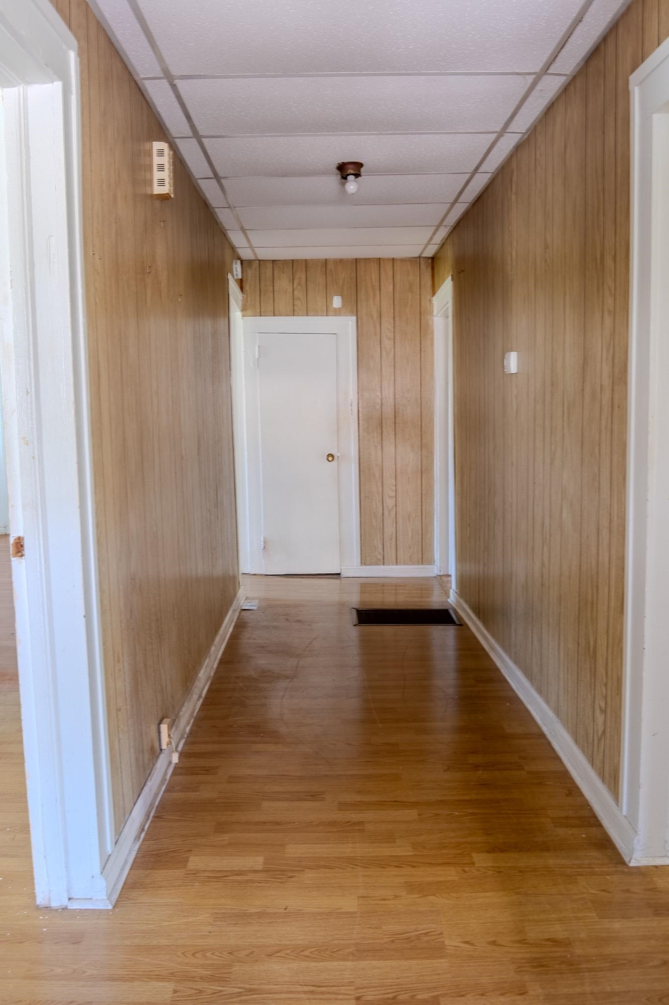 303 Oshields Street Property Photo 8