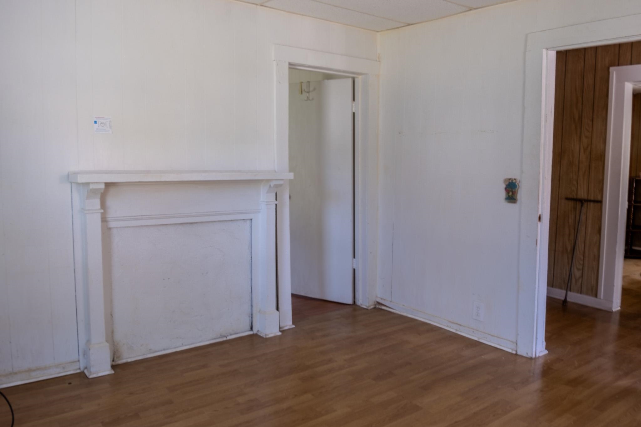 303 Oshields Street Property Photo 9
