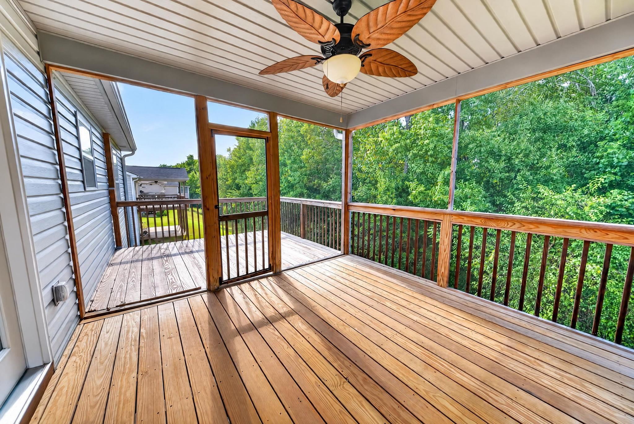 436 Shoreline Boulevard Property Photo 26