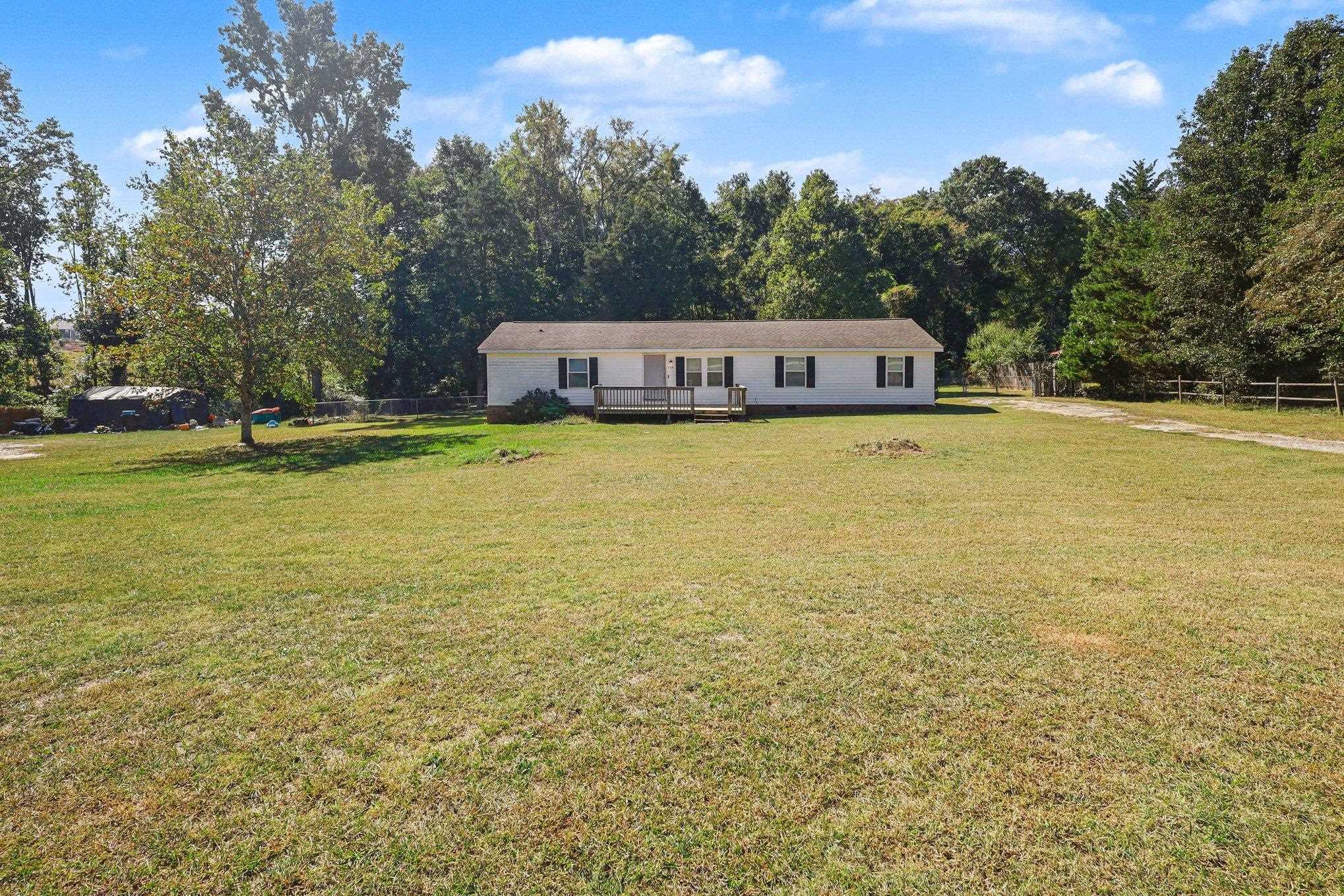 236 Angells Drive Property Photo 2