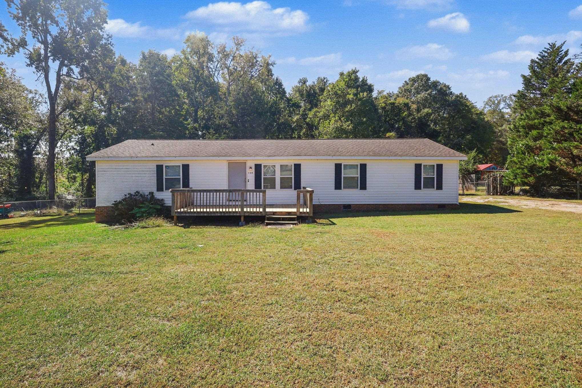 236 Angells Drive Property Photo 3