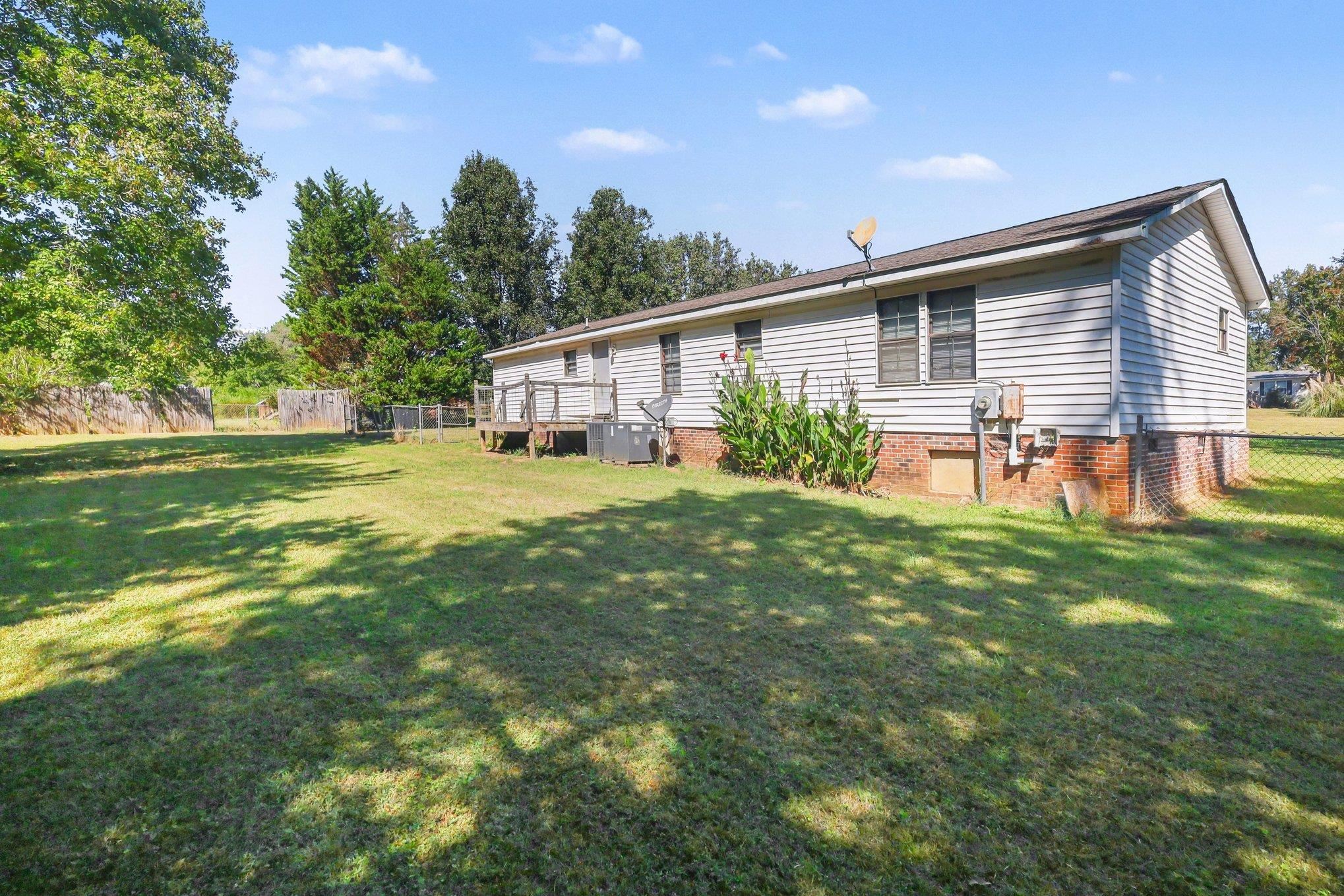 236 Angells Drive Property Photo 6