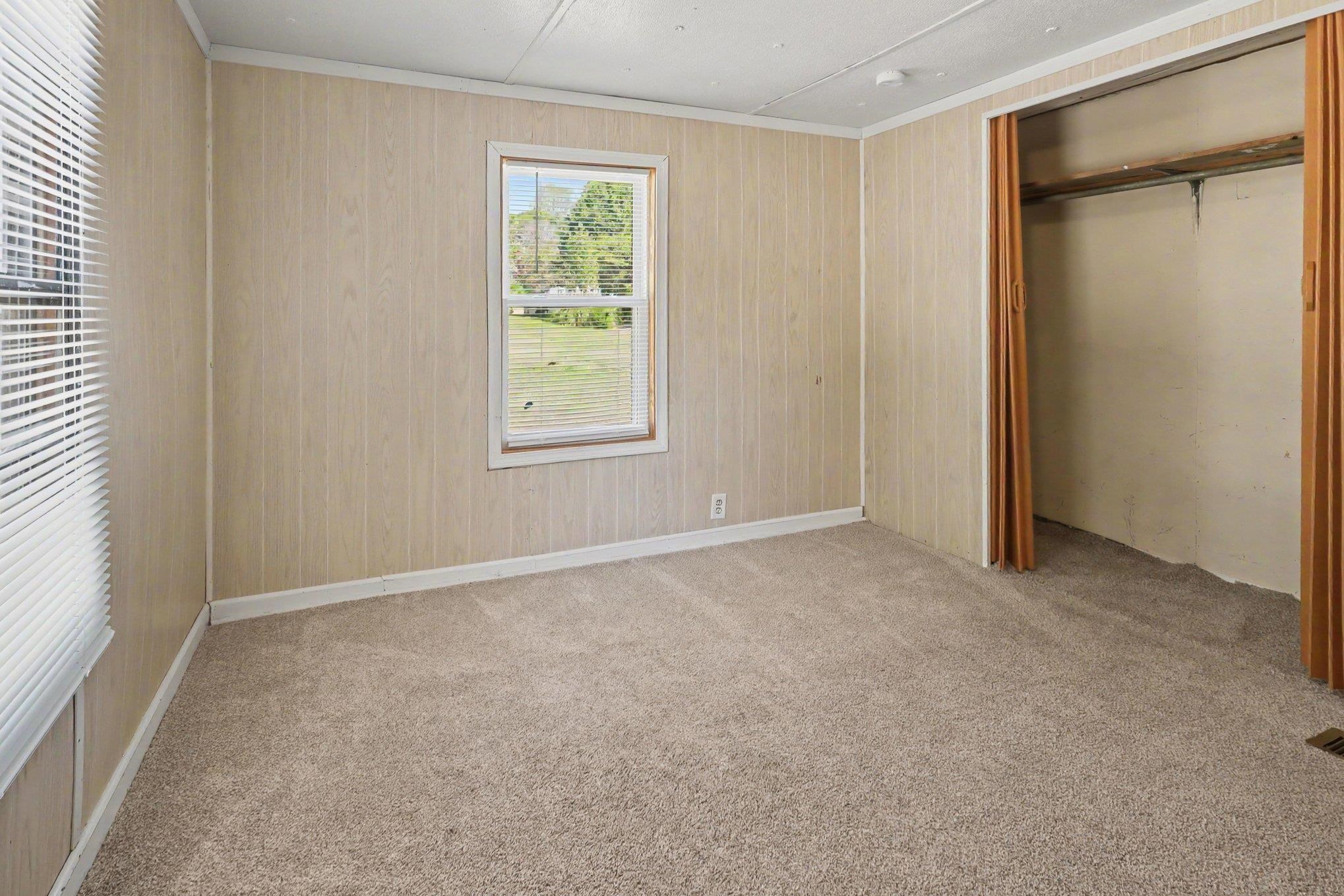 236 Angells Drive Property Photo 14