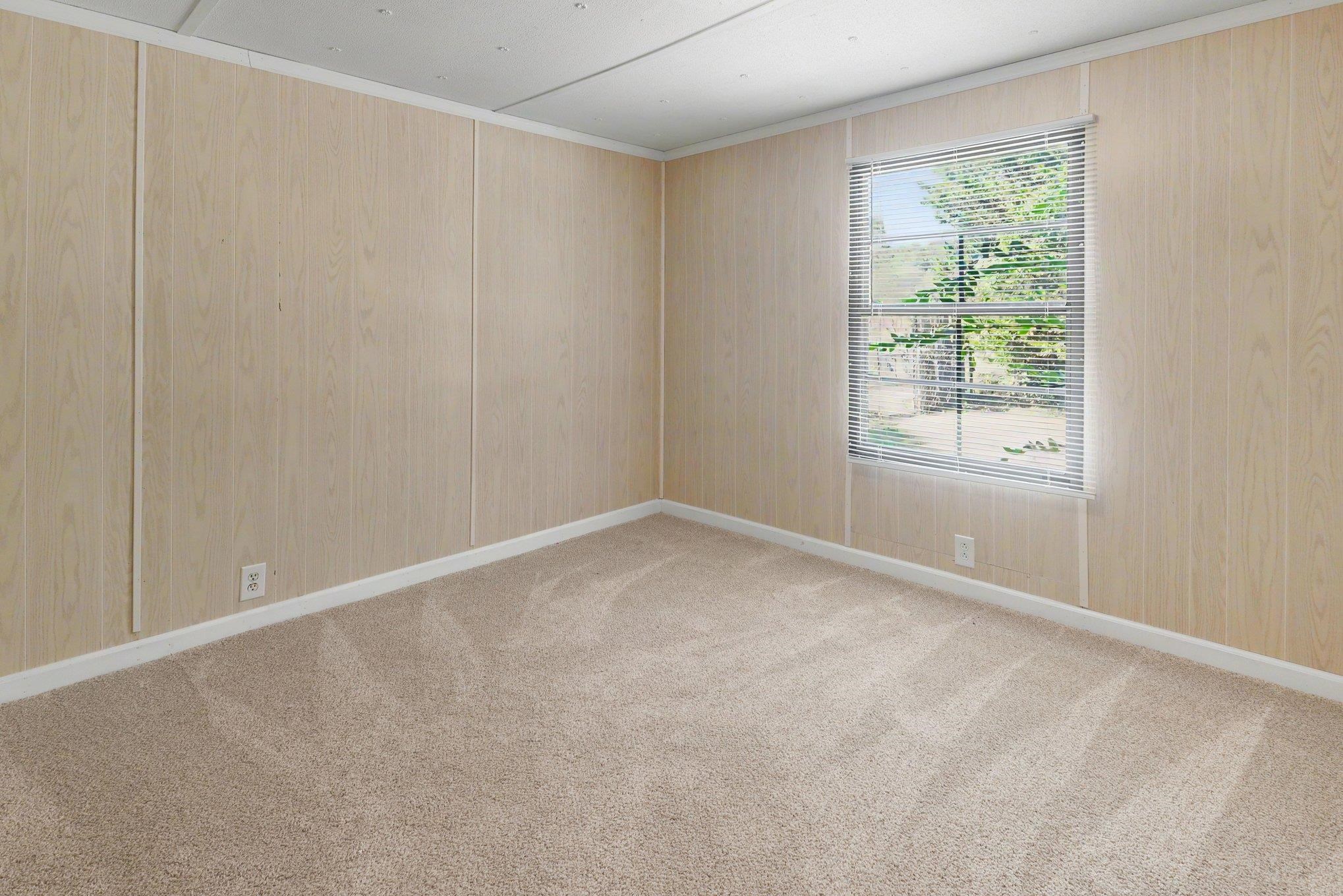 236 Angells Drive Property Photo 16