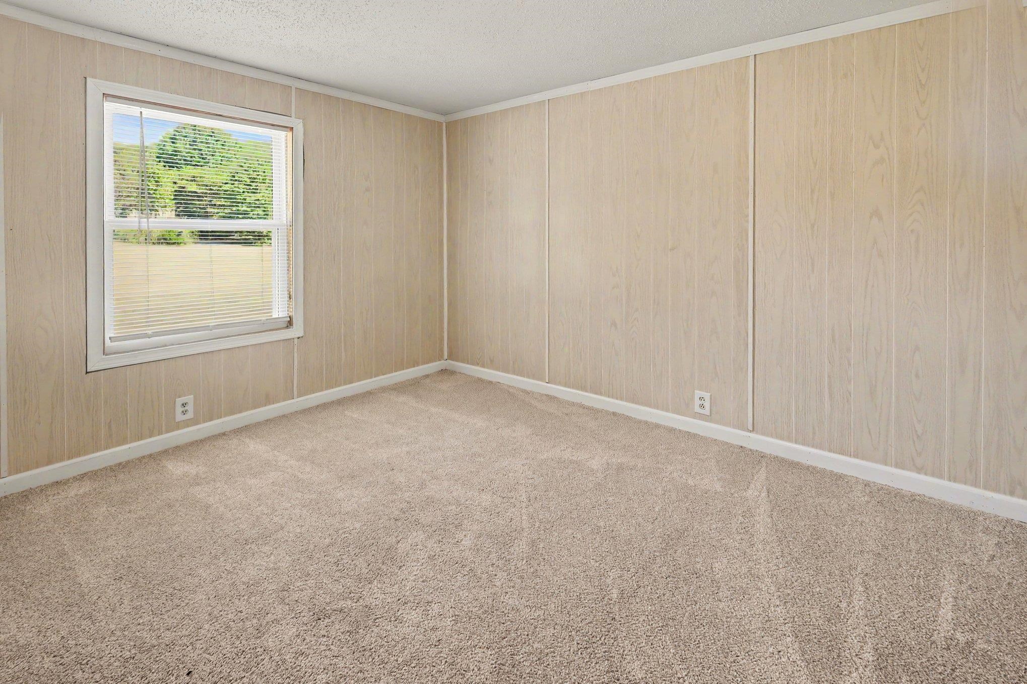 236 Angells Drive Property Photo 18