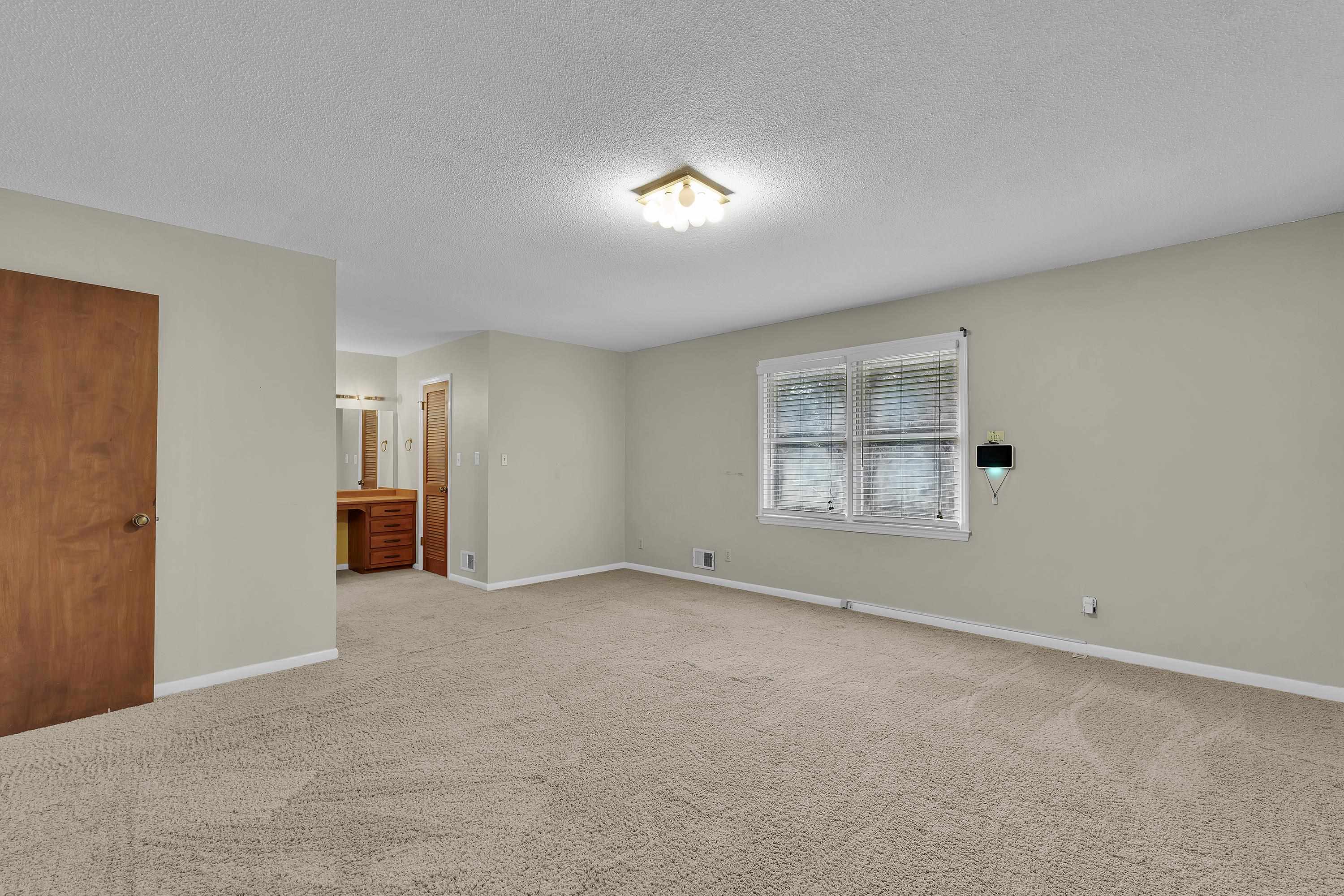 307 Seven Oaks Lane Property Photo 18
