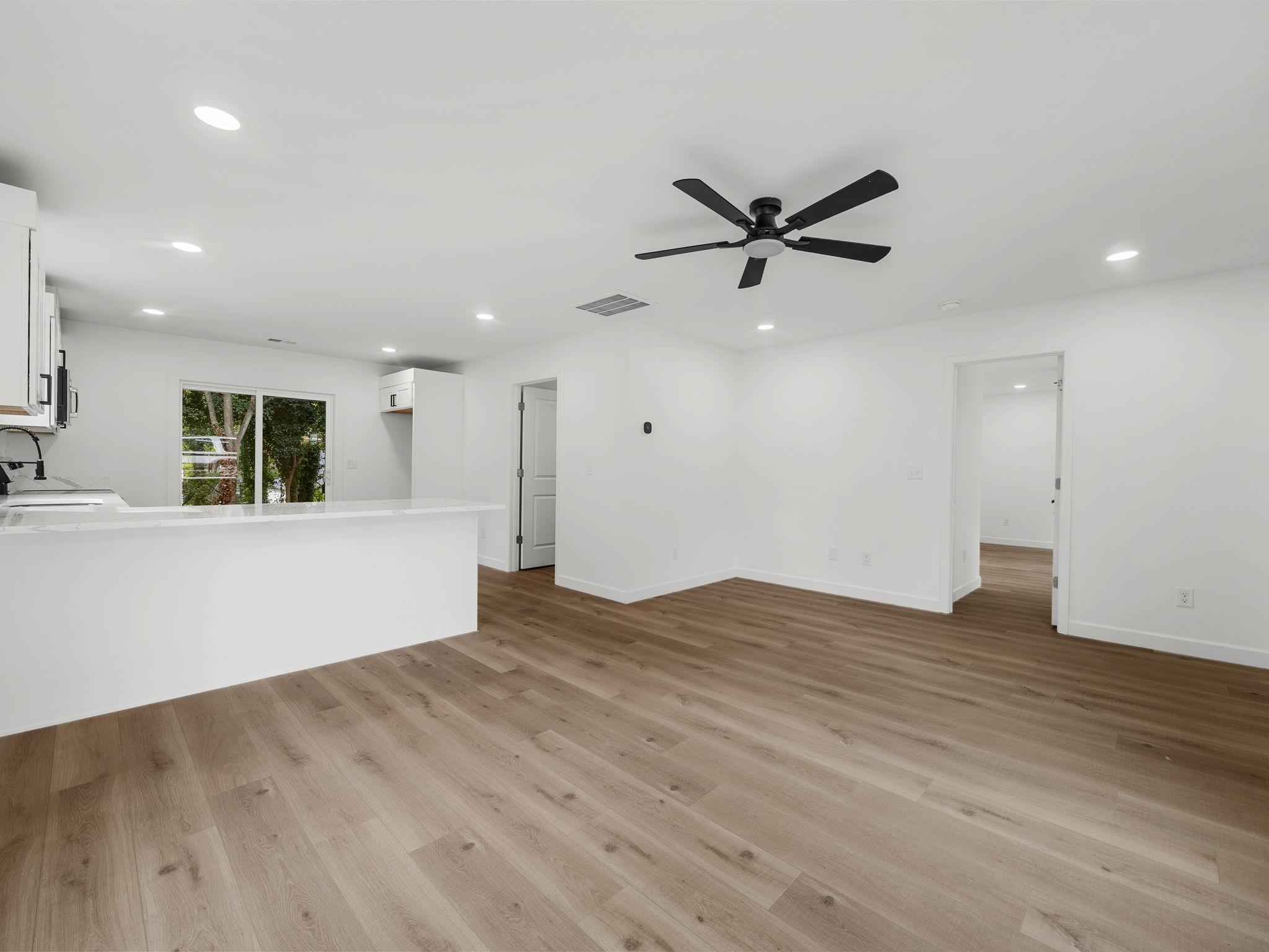 460 Eloise Drive Property Photo 13
