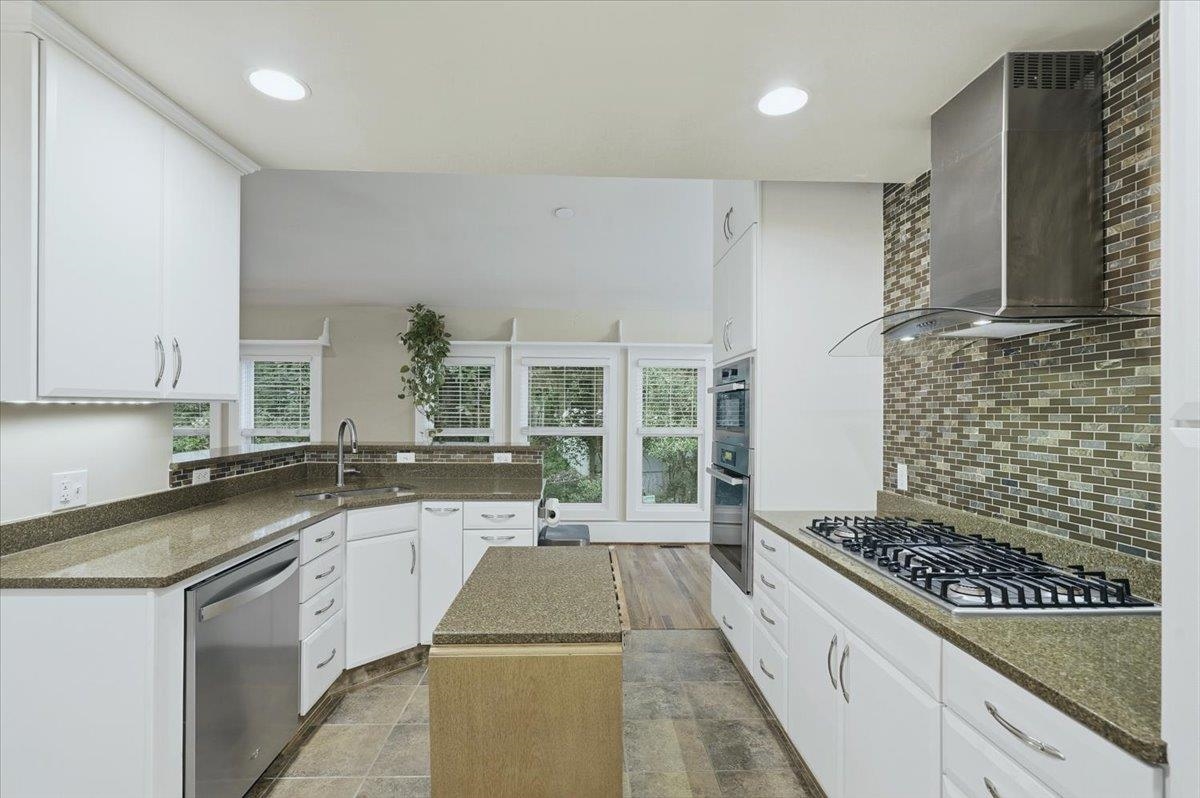 101 Riggs Drive Property Photo 12