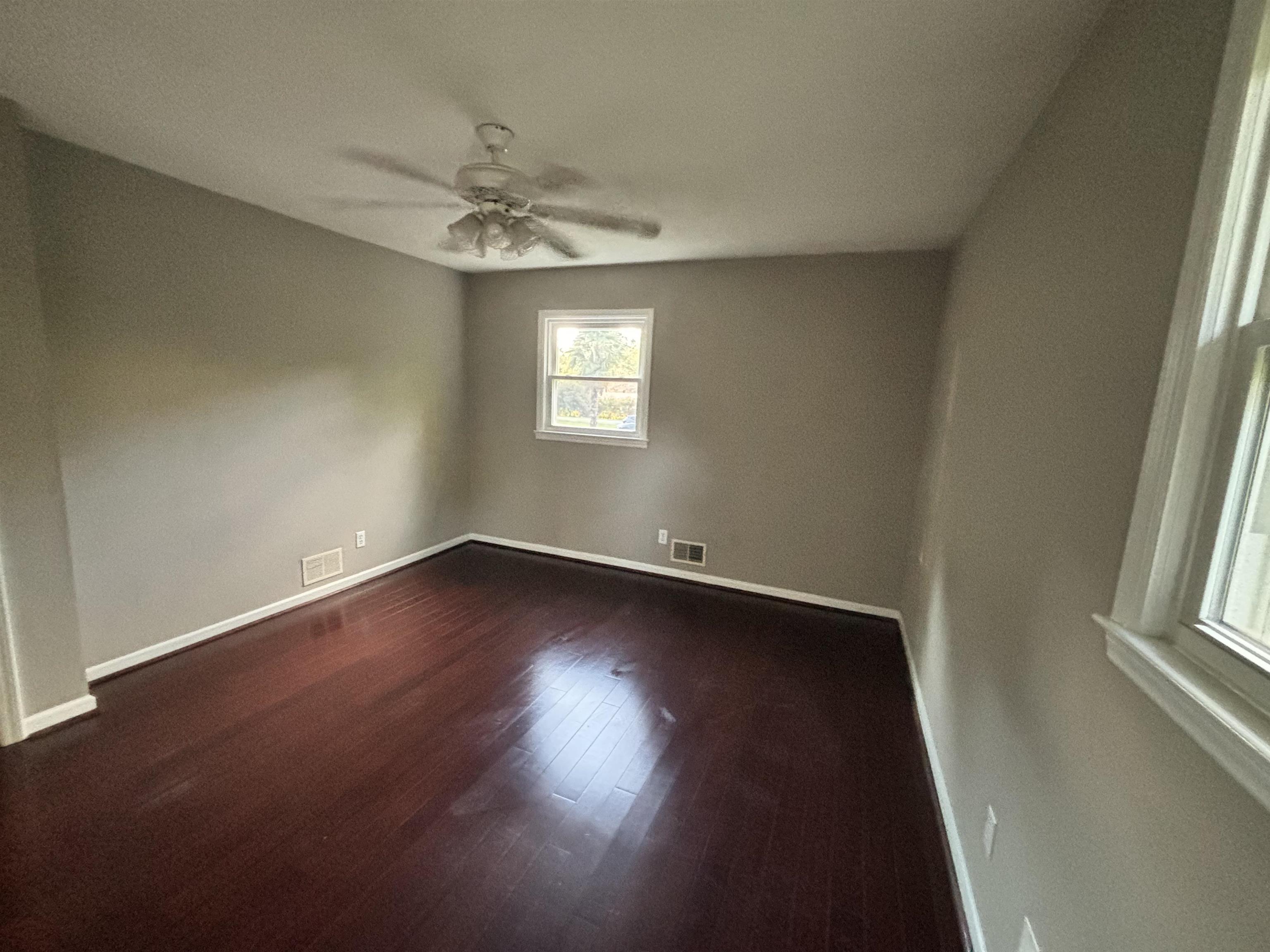 165 Campton Circle Property Photo 10