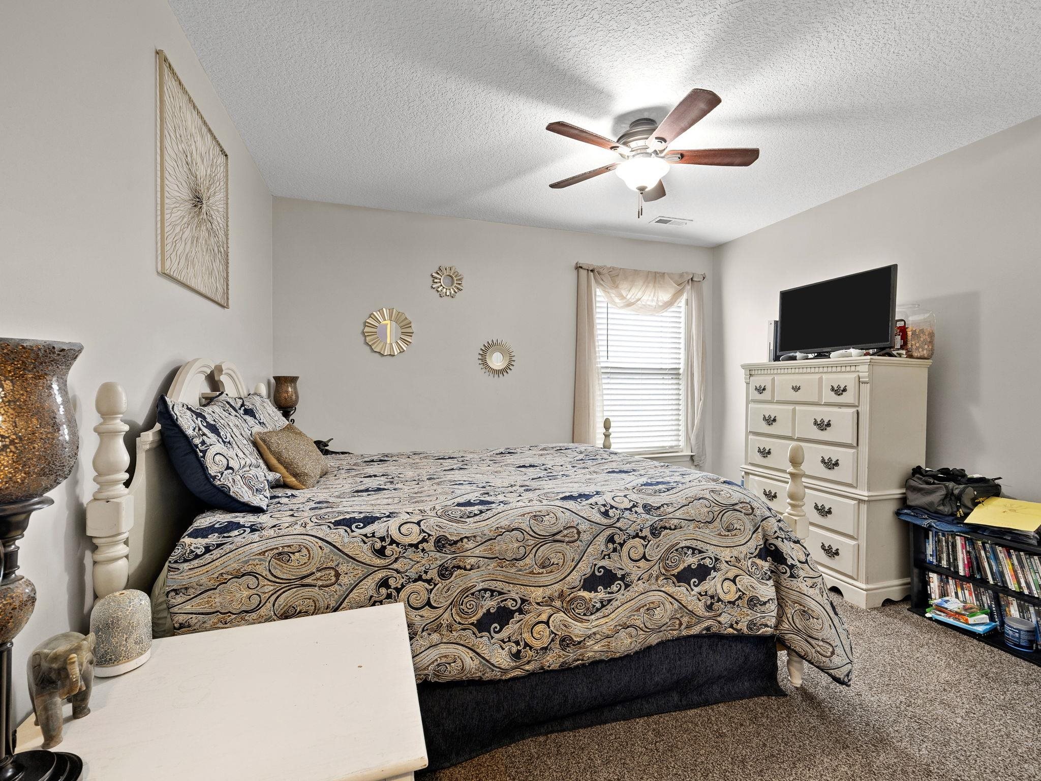 410 Roys Place Property Photo 27