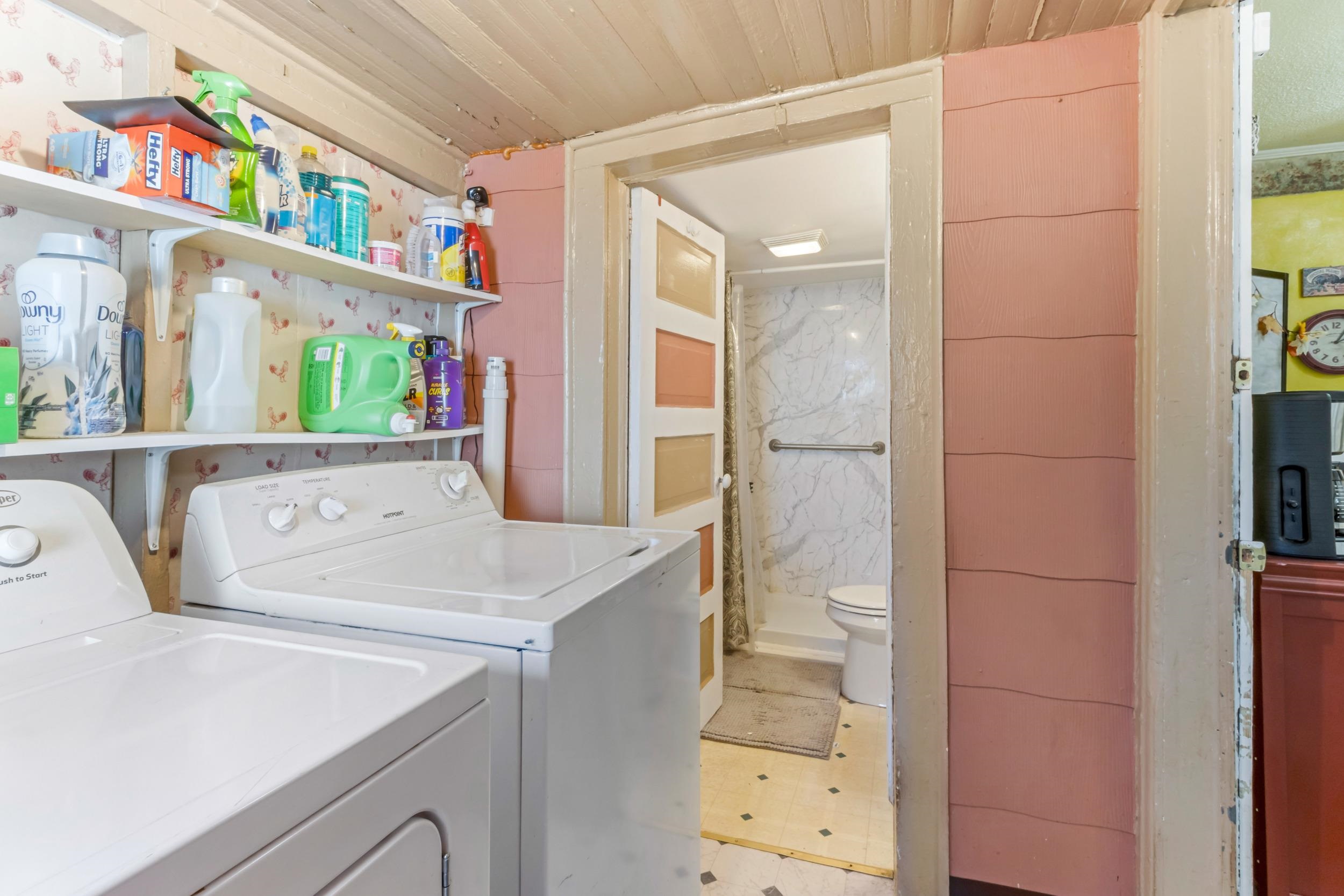 6 D Street Property Photo 8