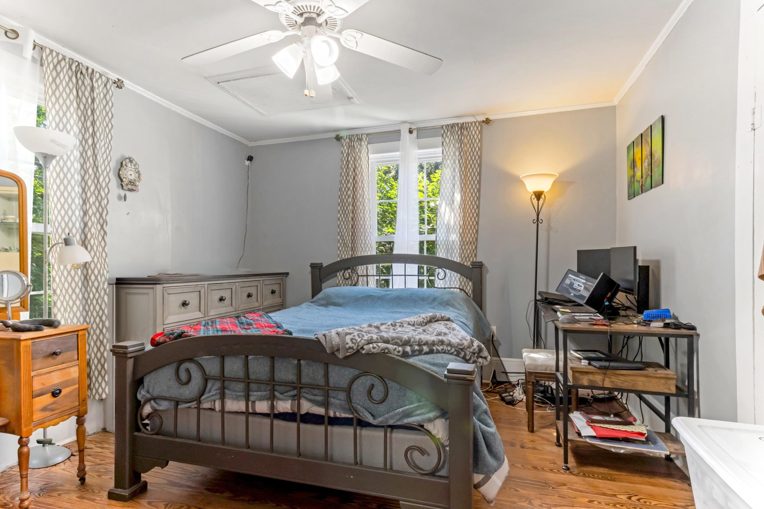 6 D Street Property Photo 15