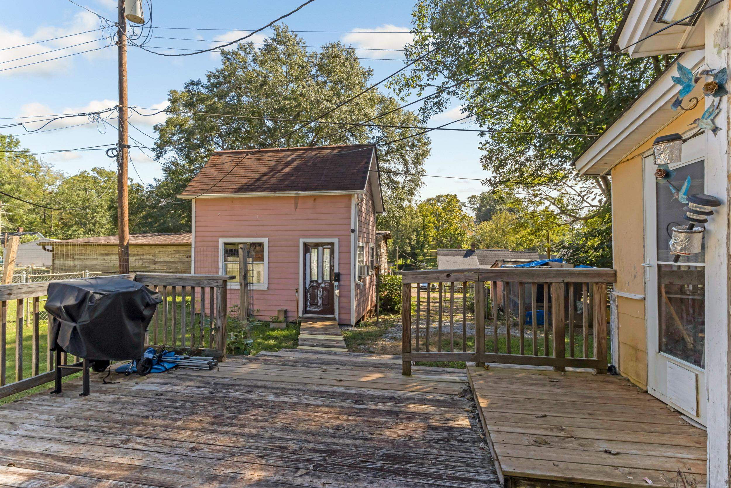 6 D Street Property Photo 19