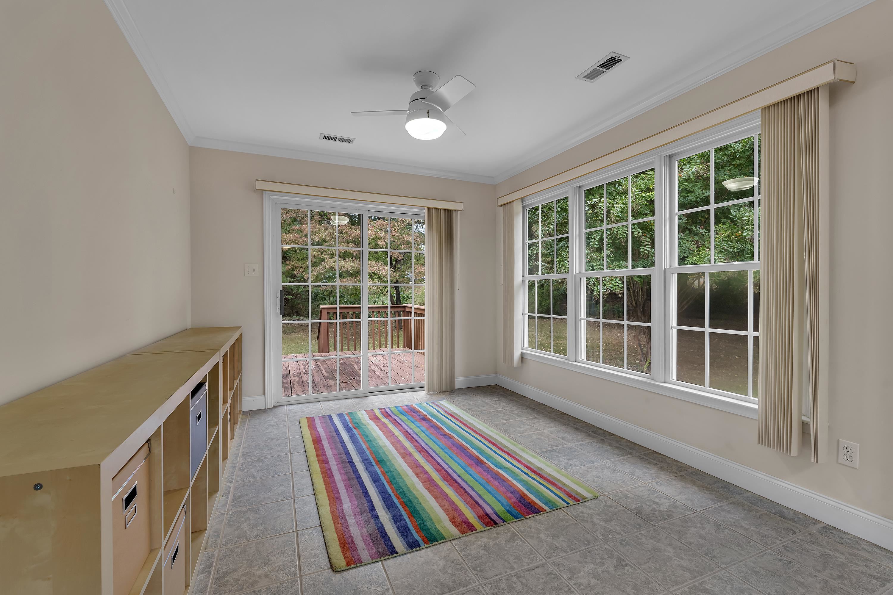 319 Cedar Bluff Drive Property Photo 6