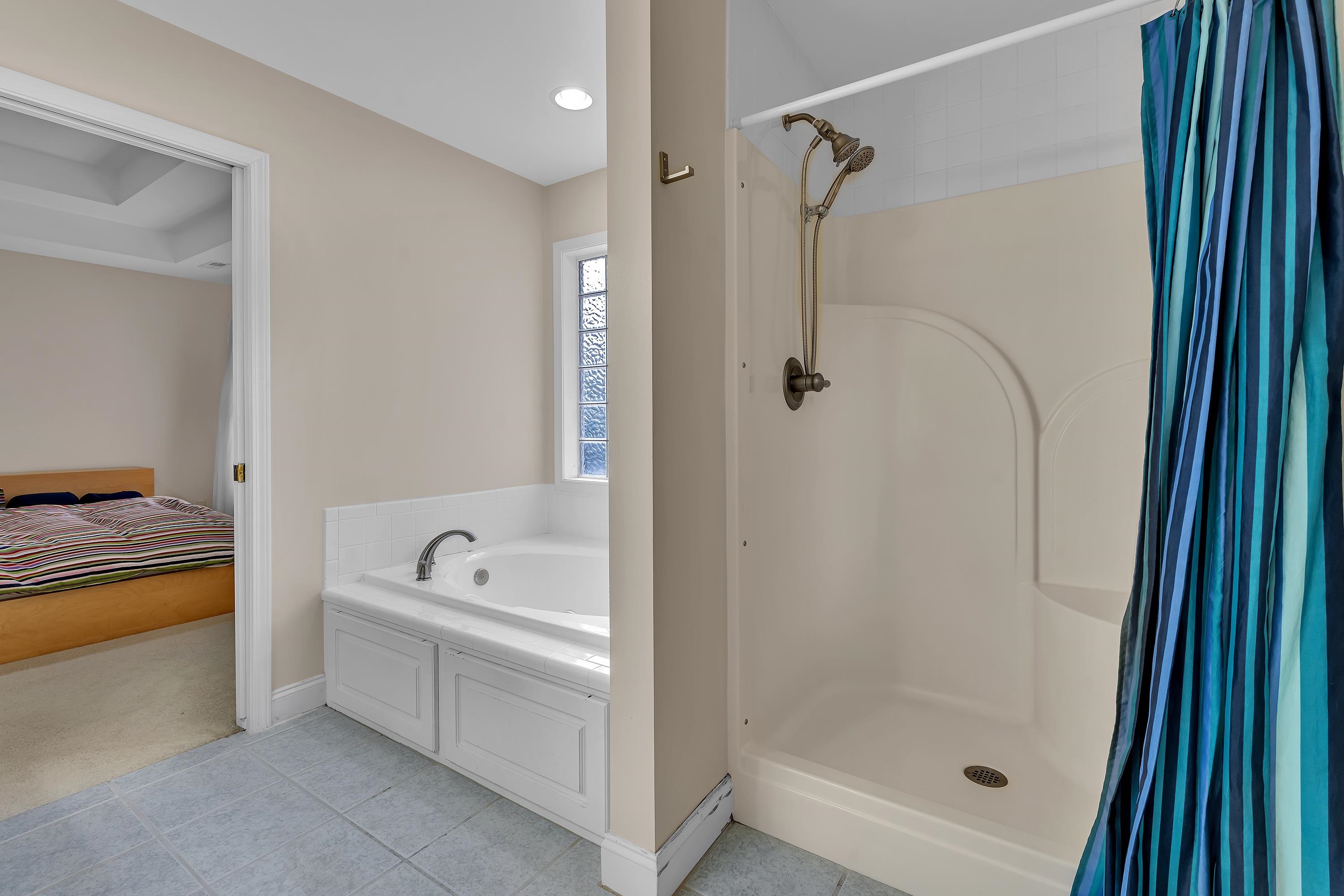 319 Cedar Bluff Drive Property Photo 14