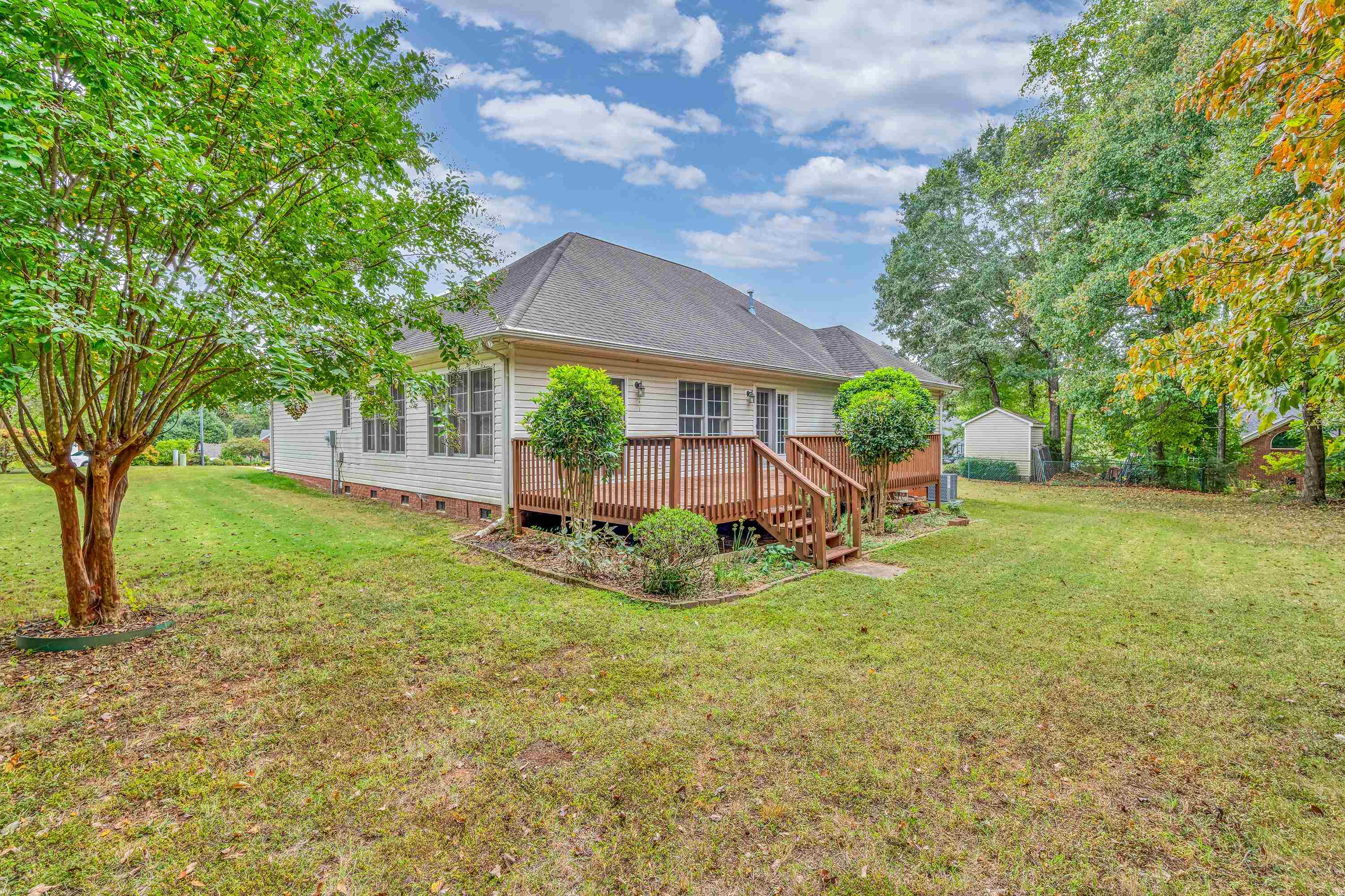 319 Cedar Bluff Drive Property Photo 22
