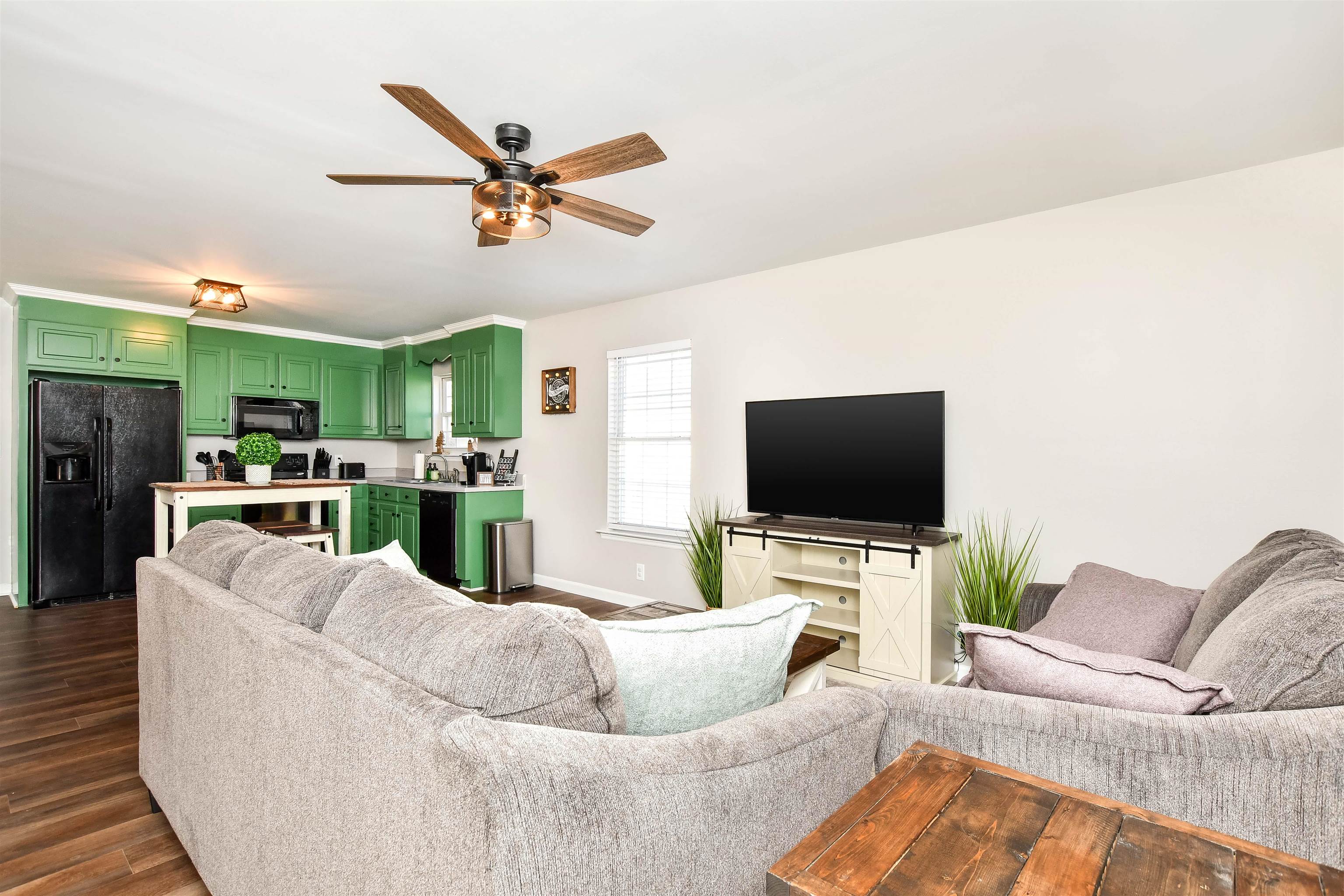 234 South Street Property Photo 6