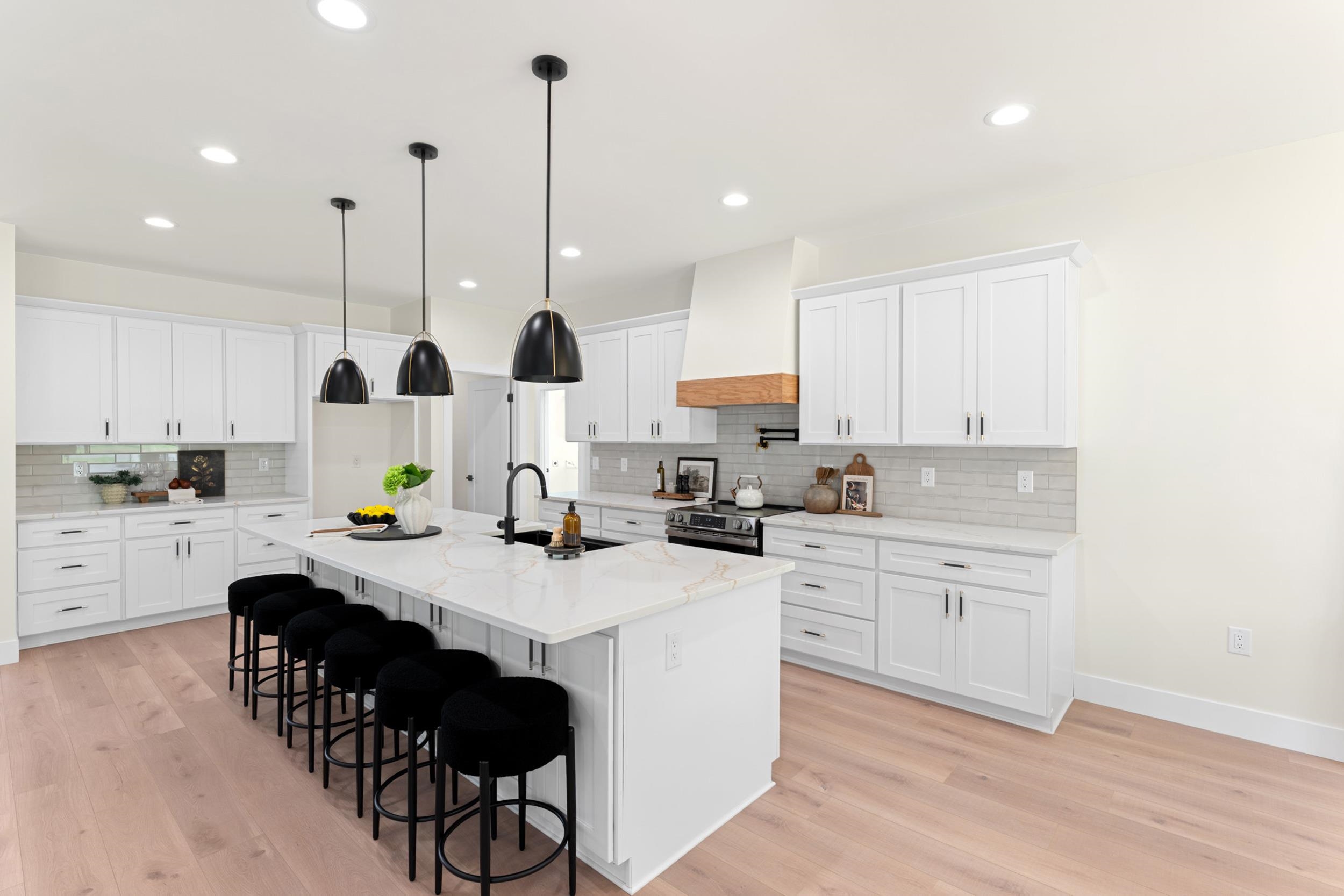 651 Narrow Circle Property Photo 13