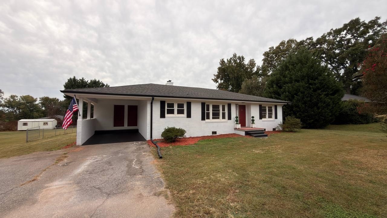 926 E Main Street