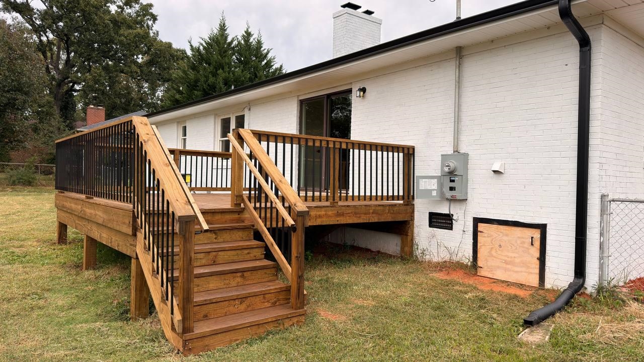 926 E Main Street Property Photo 10