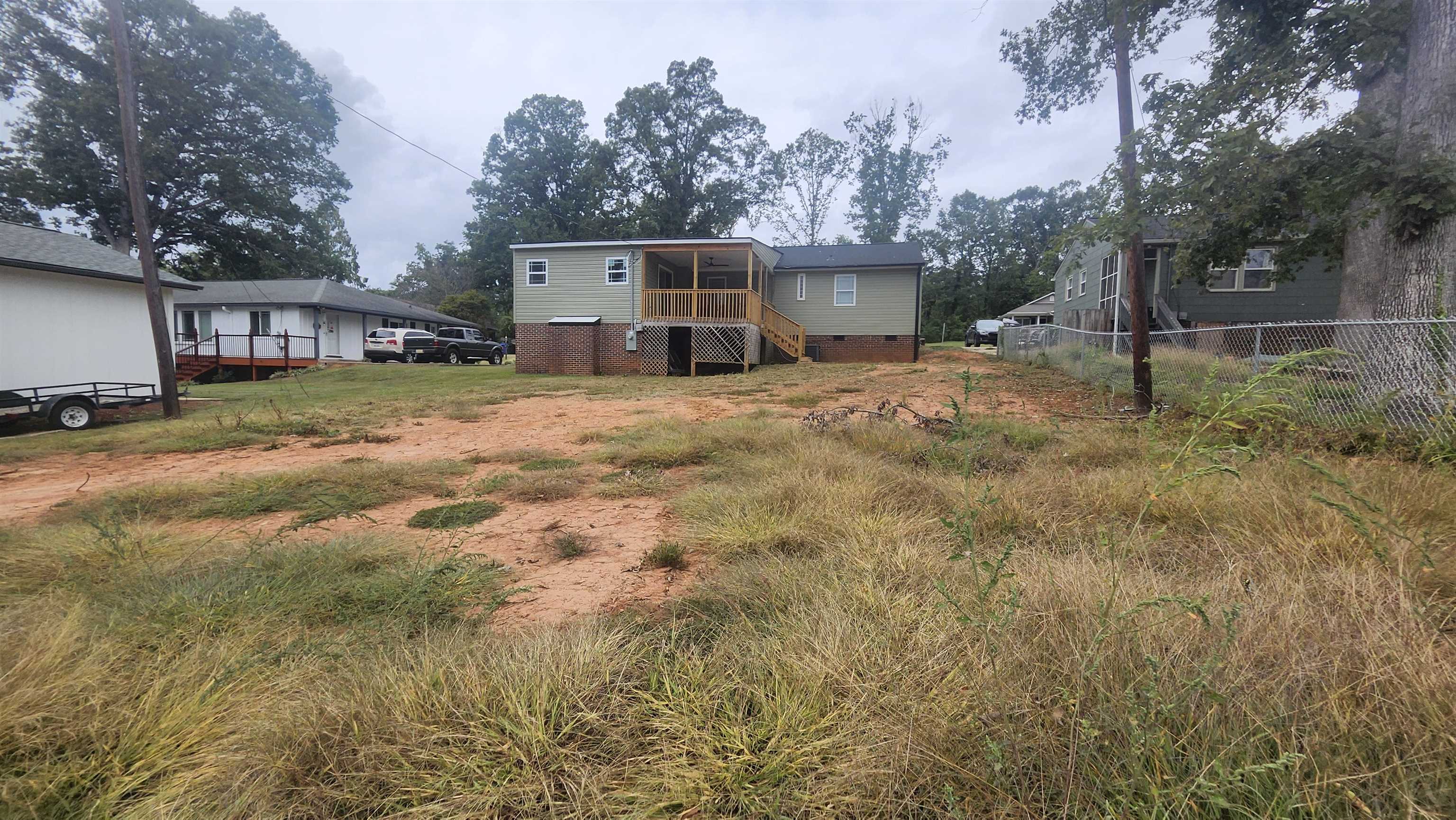 105 Ponce De Leon Avenue Property Photo 3